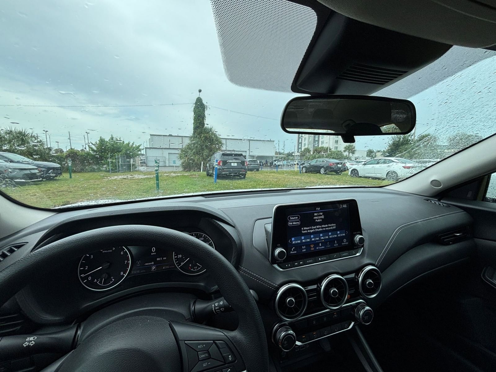 Thumbnail: 2024 Nissan Sentra - 33