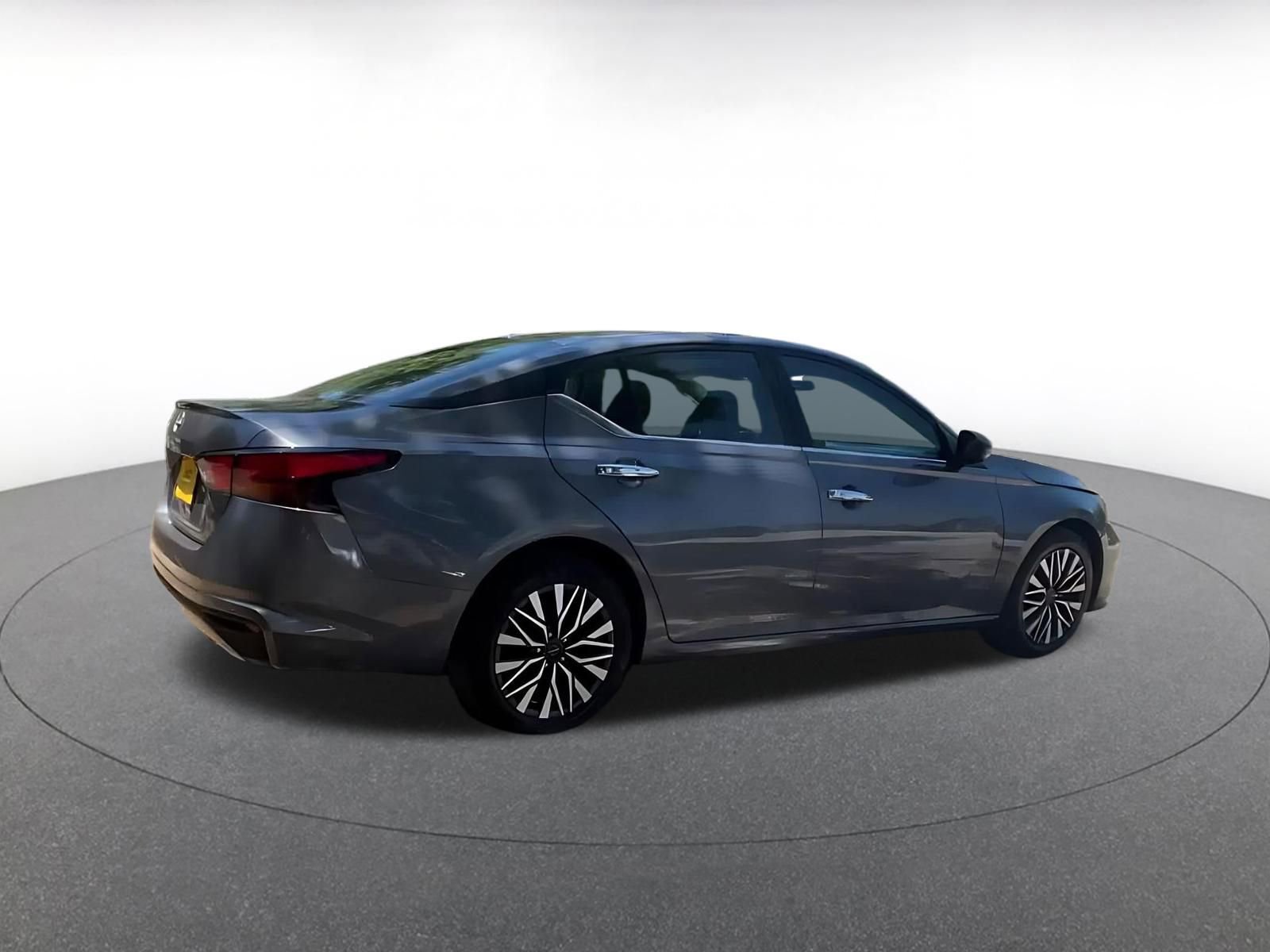 Thumbnail: 2025 Nissan Altima - 14