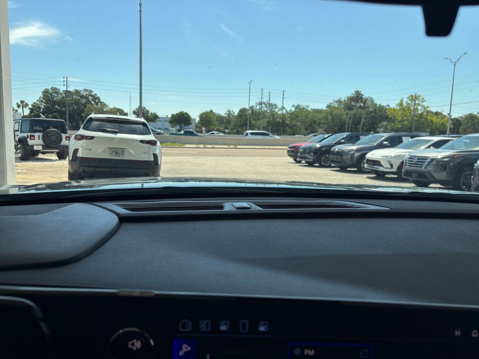 Thumbnail: 2025 Chevrolet Traverse - 17