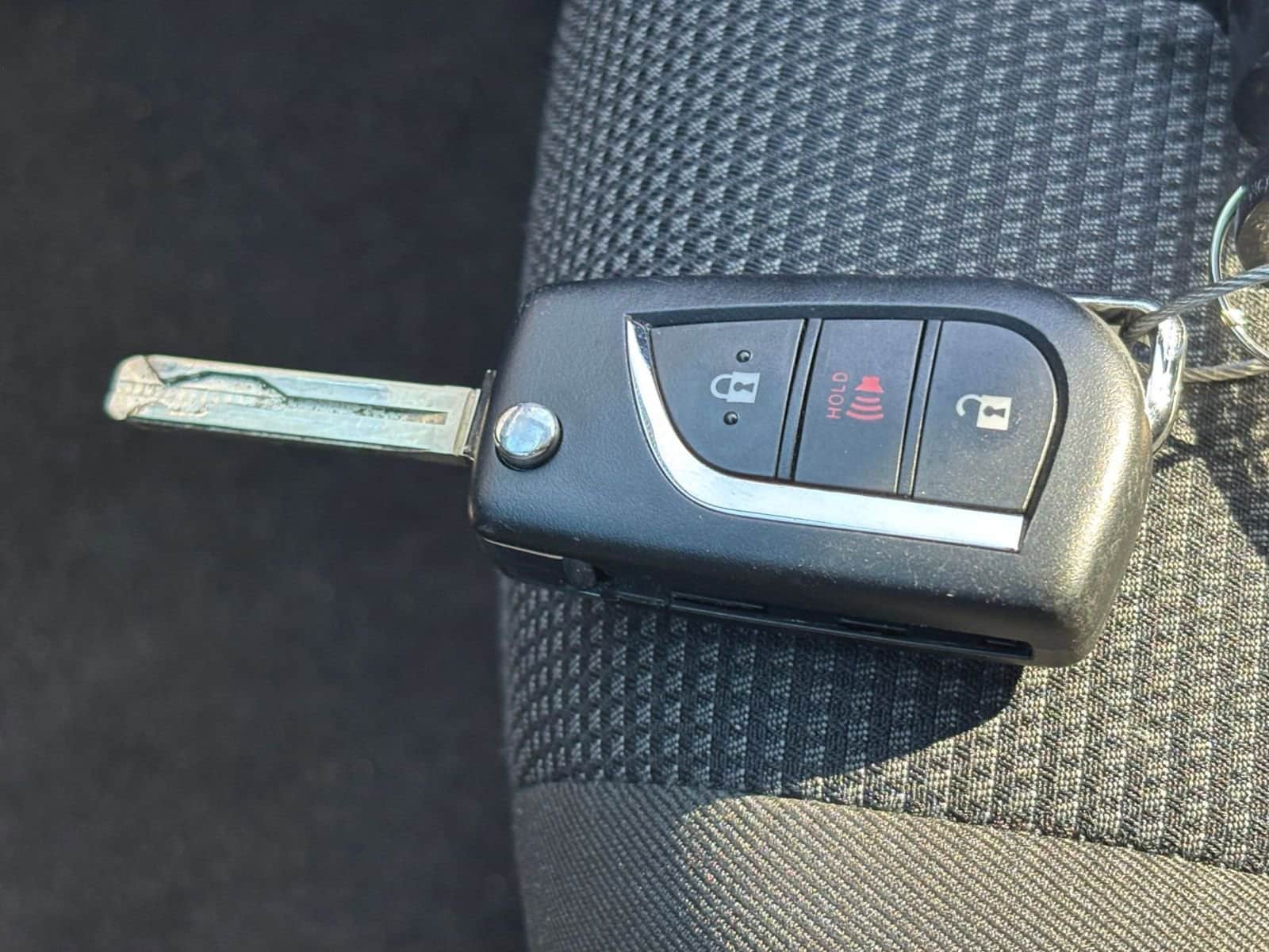 Thumbnail: 2025 Toyota RAV4 - 22