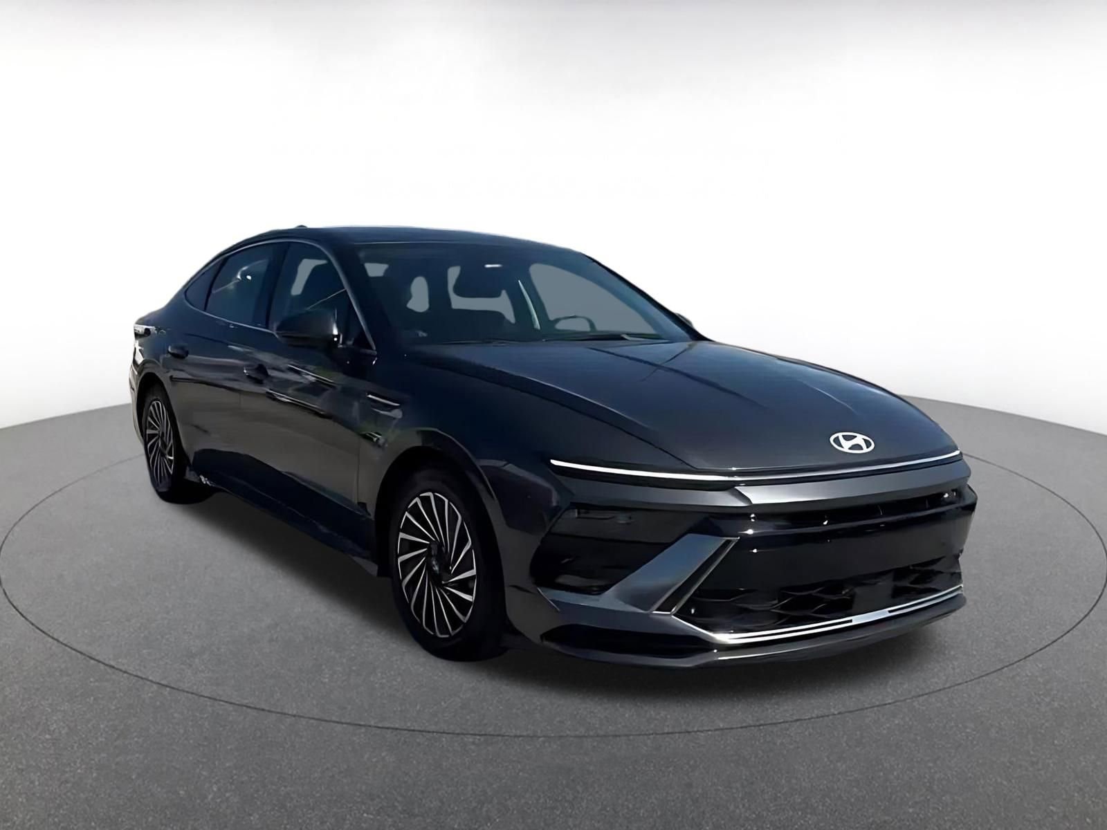 Thumbnail: 2025 Hyundai Sonata - 2