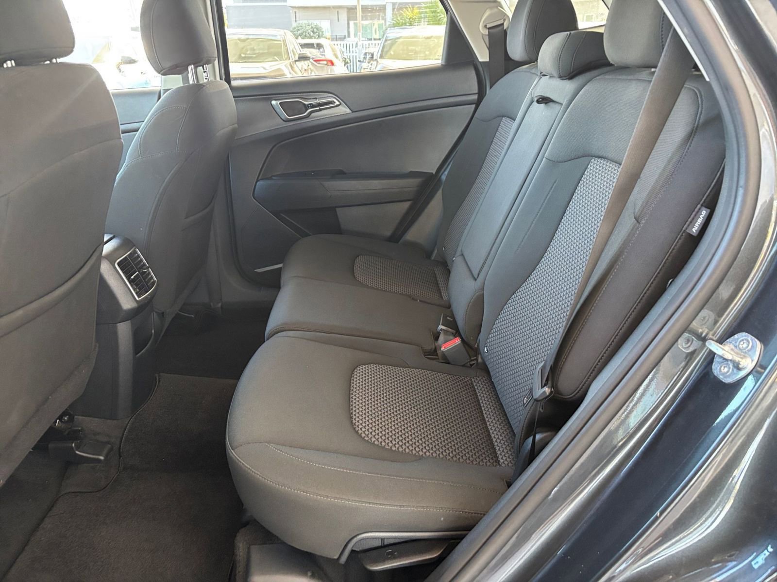 Thumbnail: 2025 Kia Sportage - 25