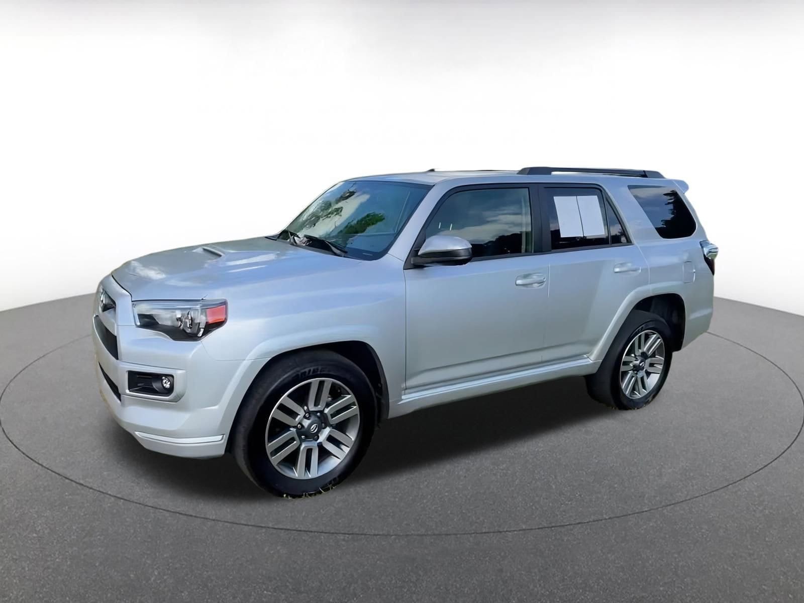 Thumbnail: 2024 Toyota 4Runner - 8