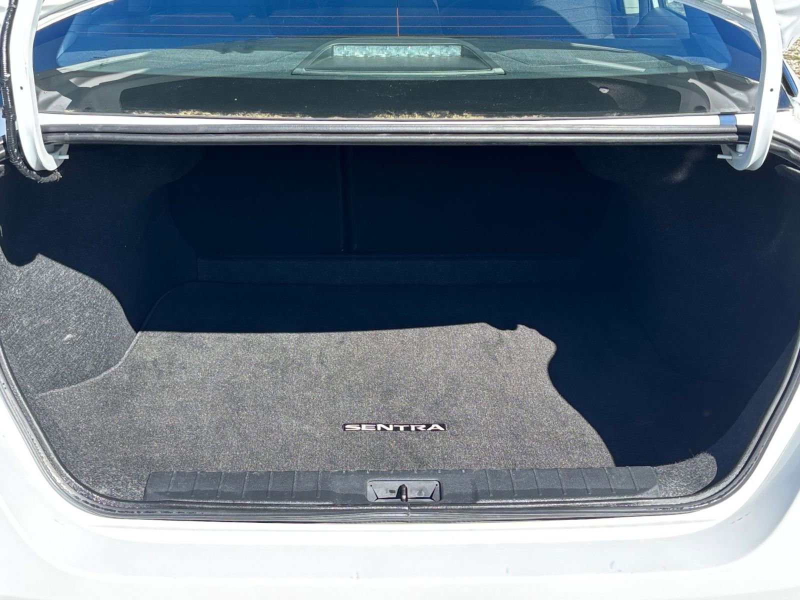 Thumbnail: 2025 Nissan Sentra - 31