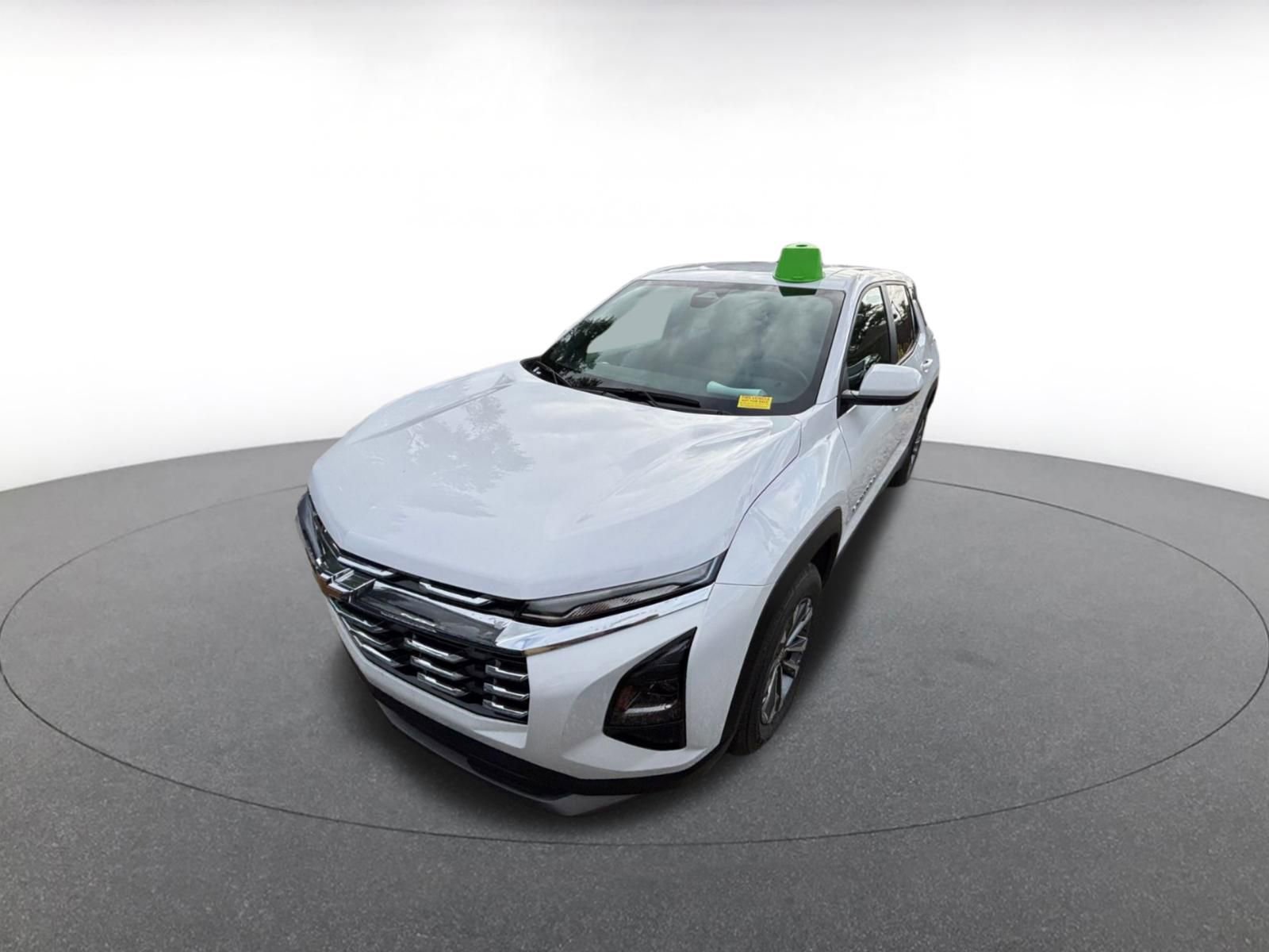 Thumbnail: 2025 Chevrolet Equinox - 3