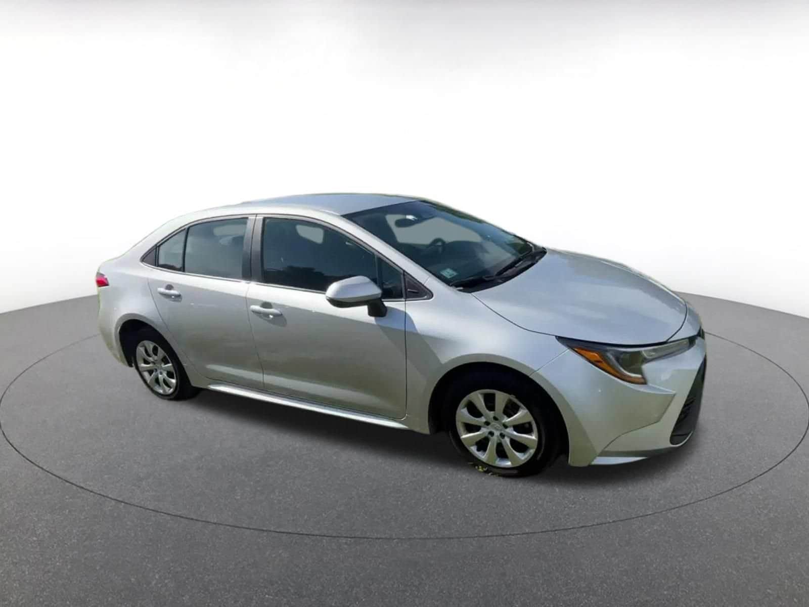 Thumbnail: 2025 Toyota Corolla - 2