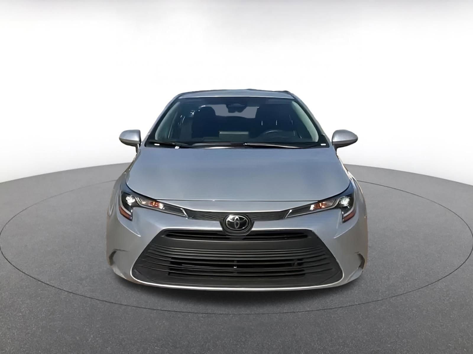 Thumbnail: 2025 Toyota Corolla - 3