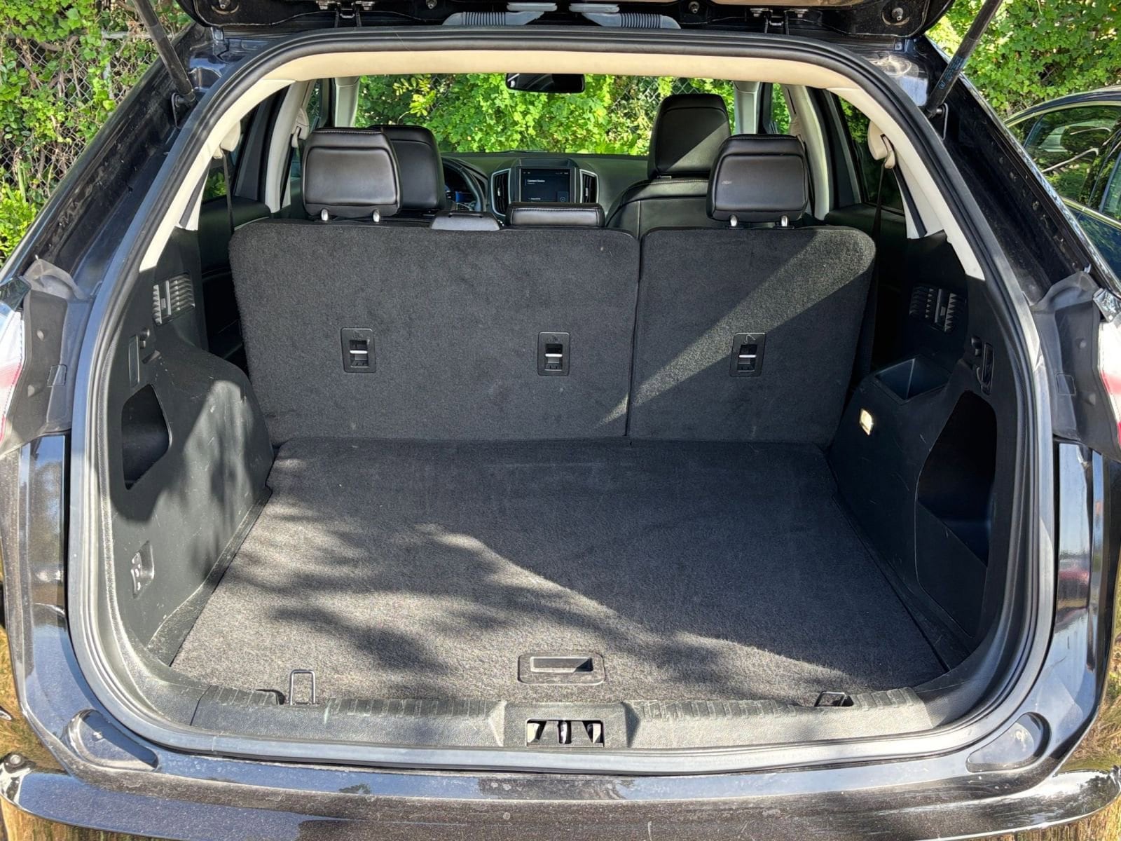 Thumbnail: 2022 Ford Edge - 31