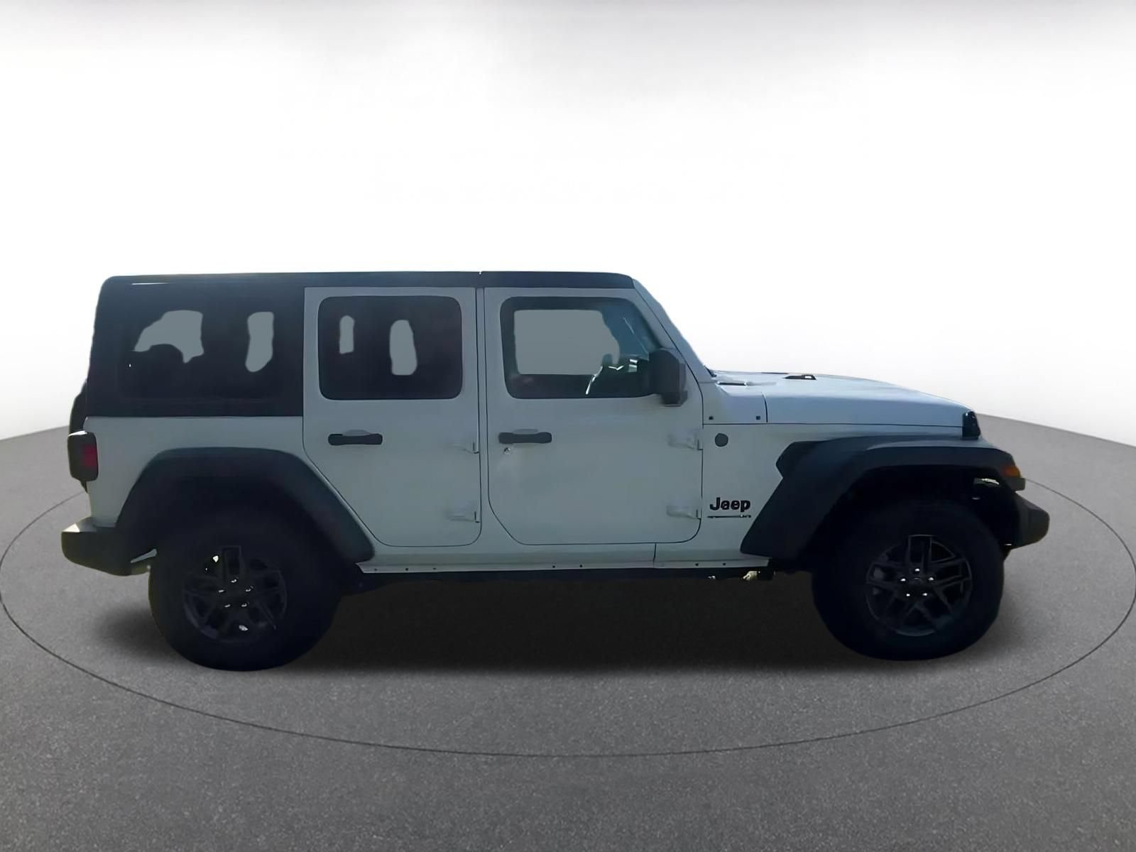Thumbnail: 2025 Jeep Wrangler - 15