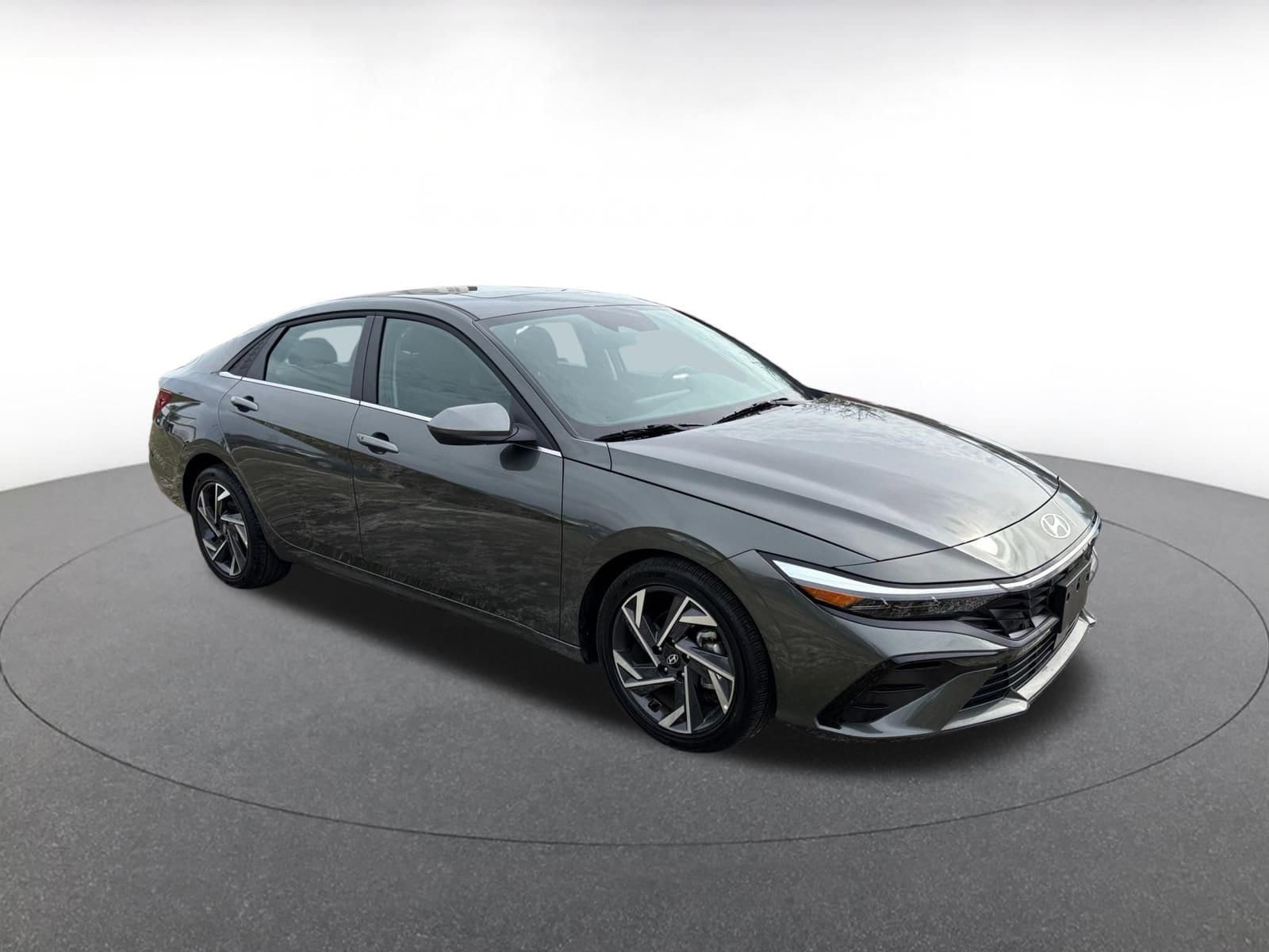 Thumbnail: 2025 Hyundai Elantra - 1