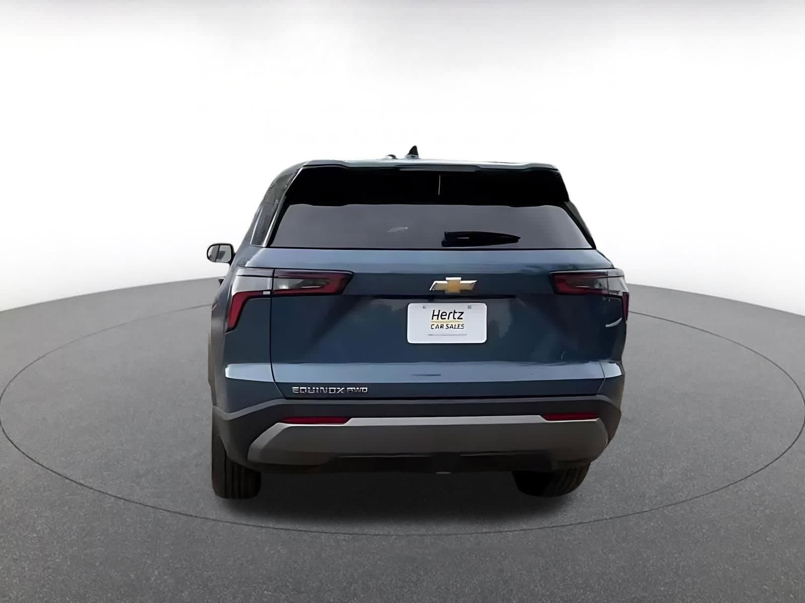 Thumbnail: 2025 Chevrolet Equinox - 12