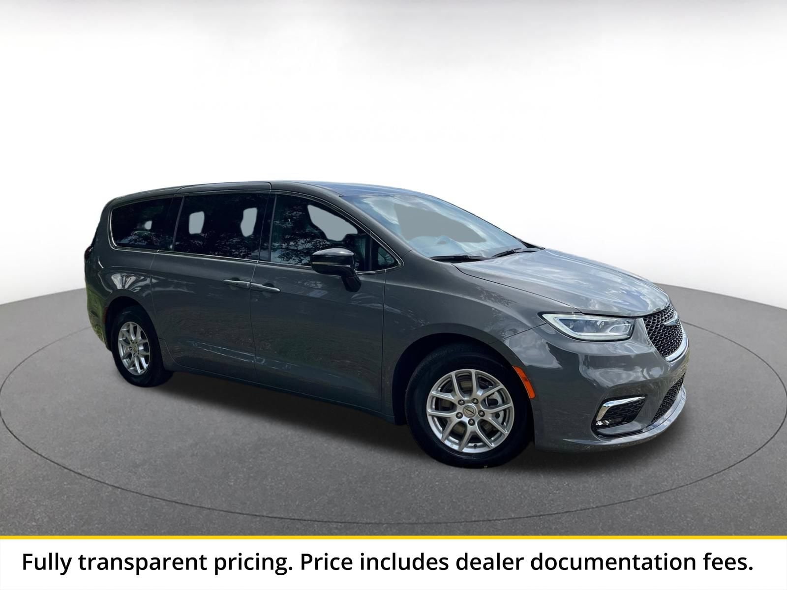 Thumbnail: 2025 Chrysler Pacifica - 1