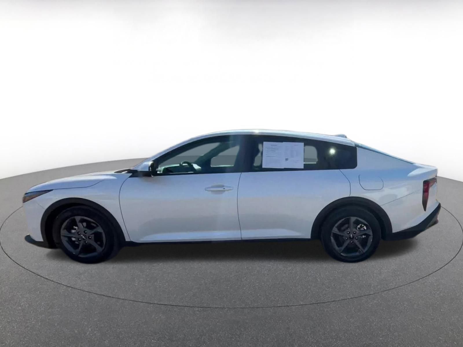 Thumbnail: 2025 Kia K4 - 9