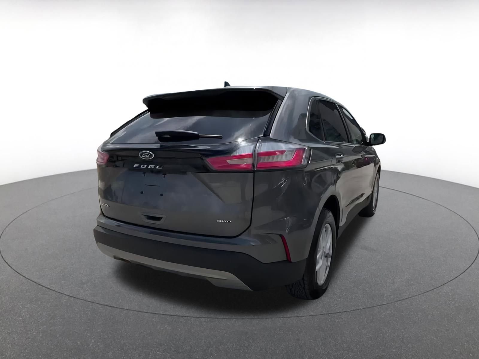 Thumbnail: 2024 Ford Edge - 15