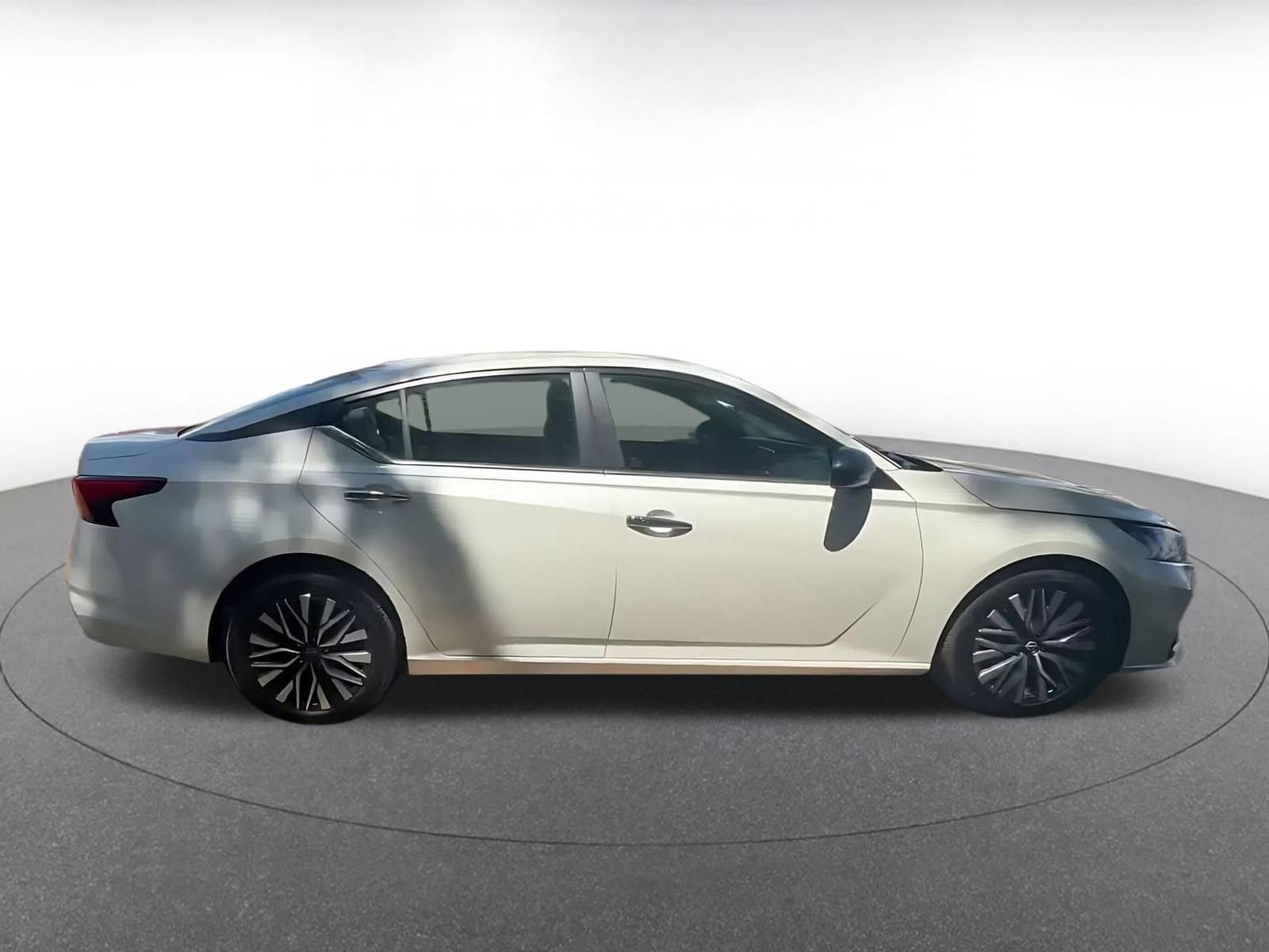 Thumbnail: 2025 Nissan Altima - 16