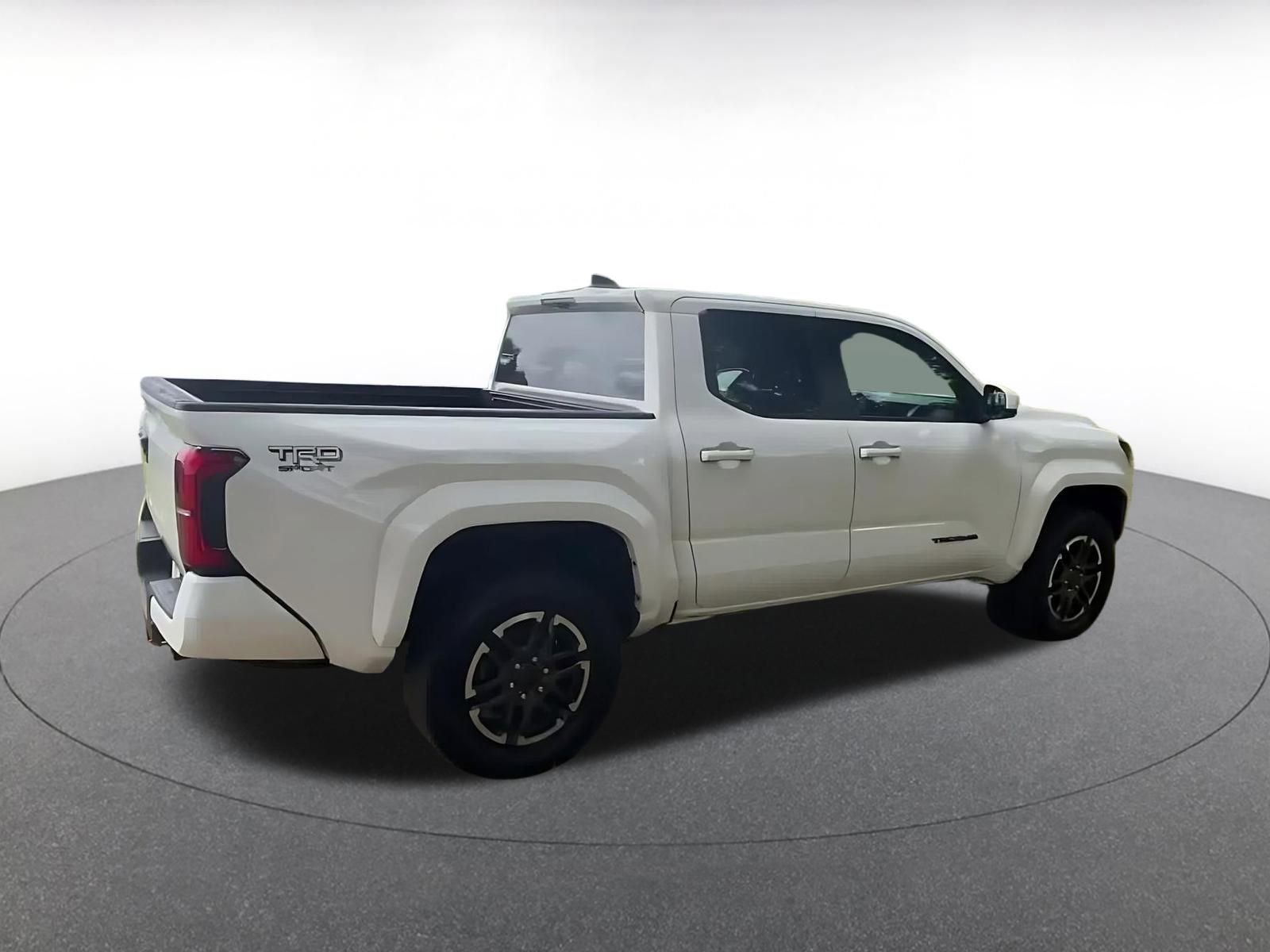 Thumbnail: 2024 Toyota Tacoma - 14