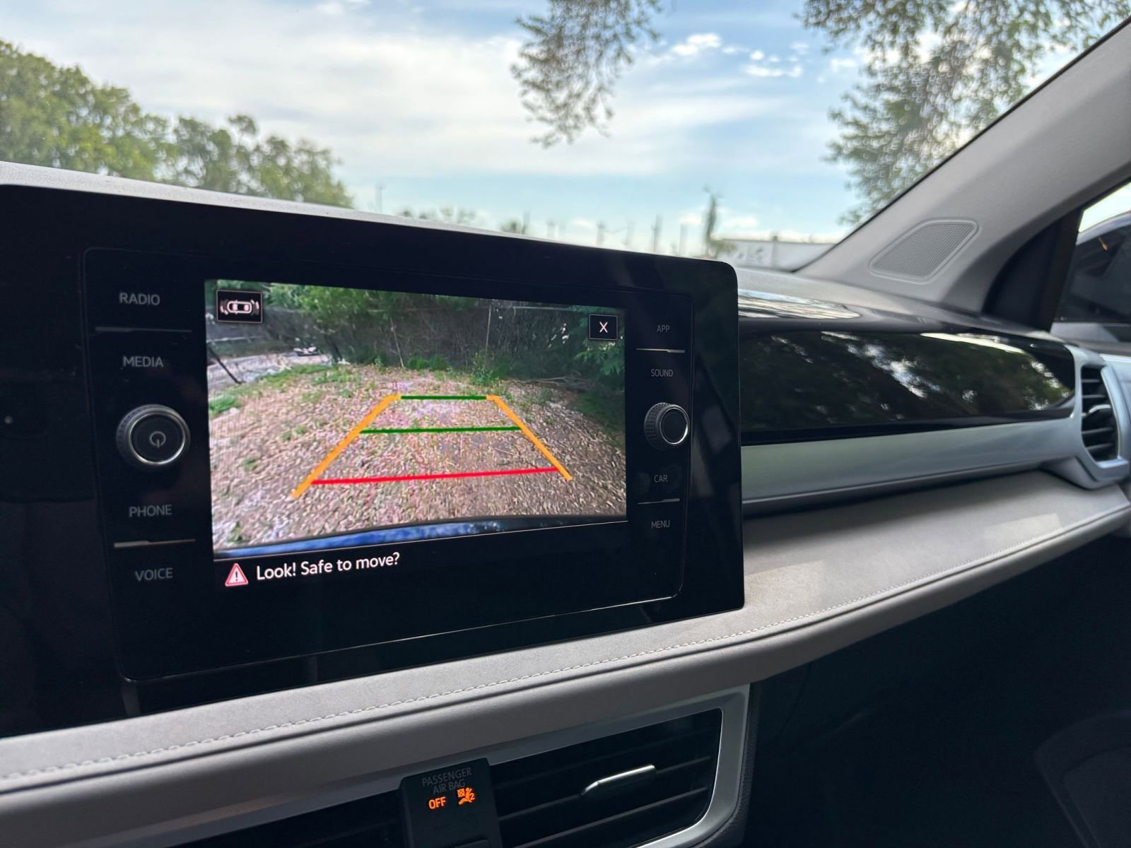 Thumbnail: 2025 Volkswagen Taos - 24