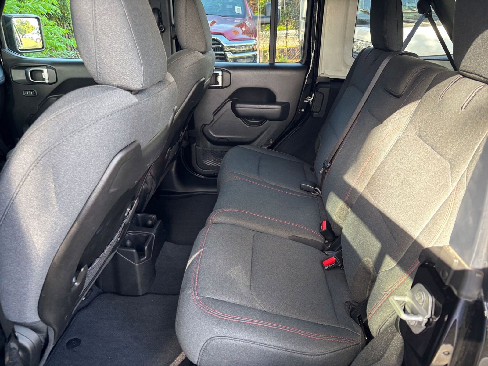 Thumbnail: 2025 Jeep Wrangler - 25