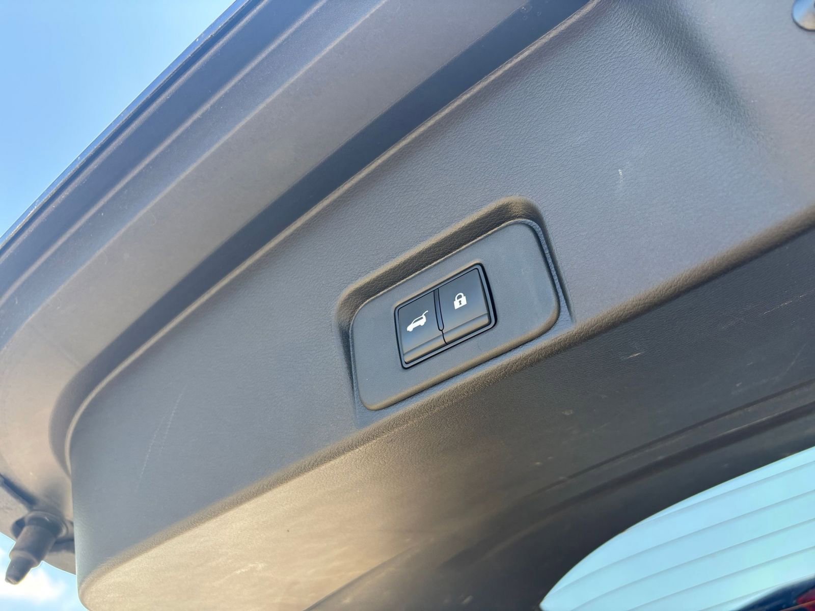 Thumbnail: 2025 Nissan Rogue - 23