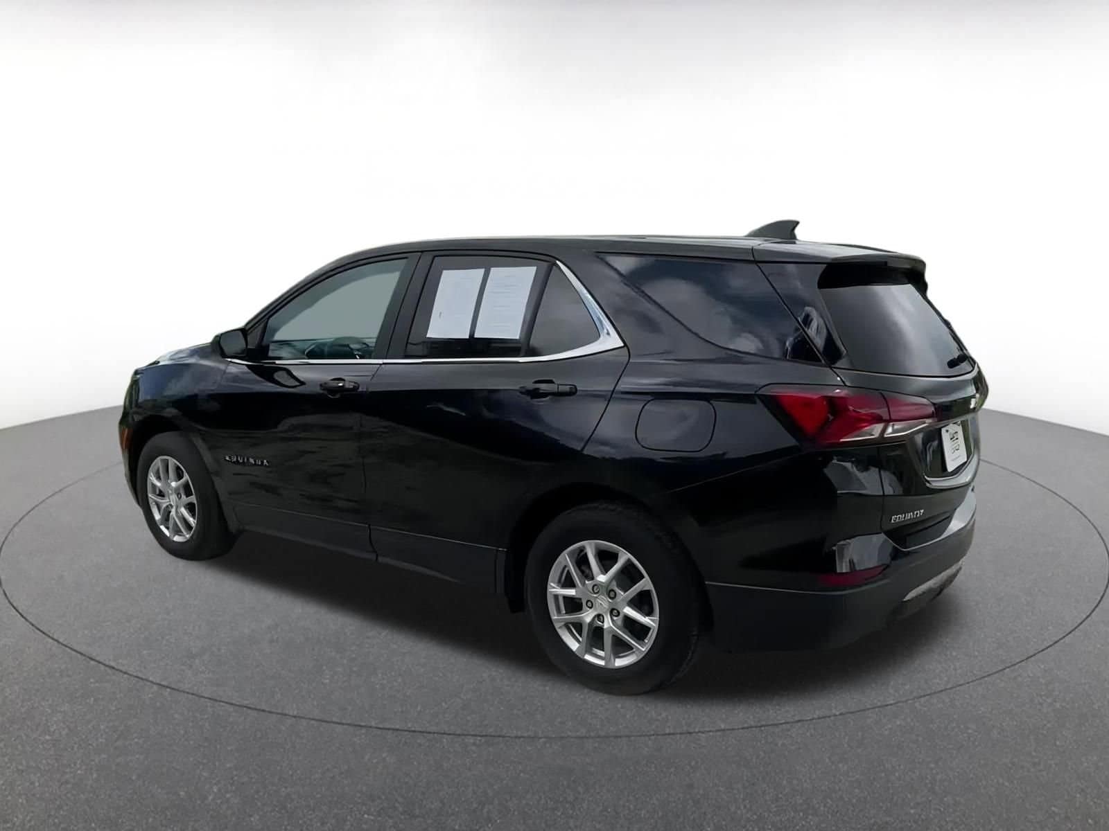 2023 Chevrolet Equinox LT 8