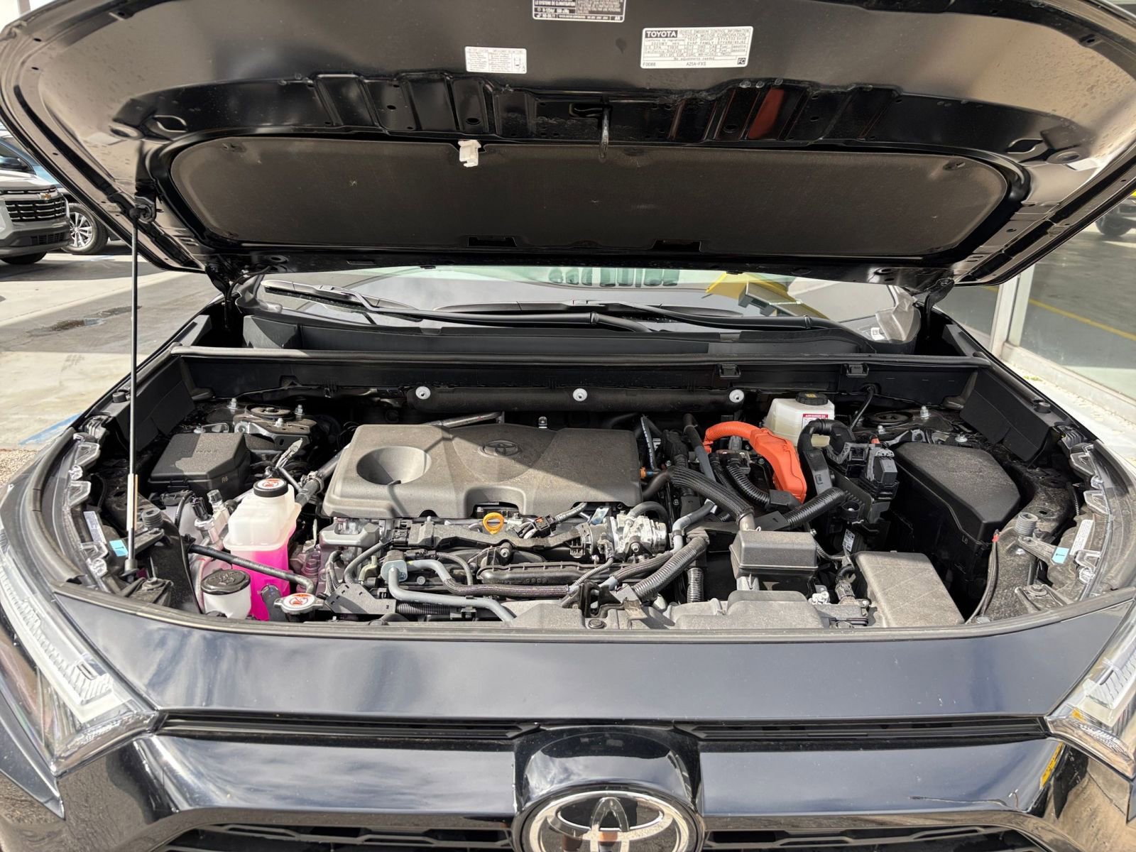 Thumbnail: 2025 Toyota RAV4 - 32