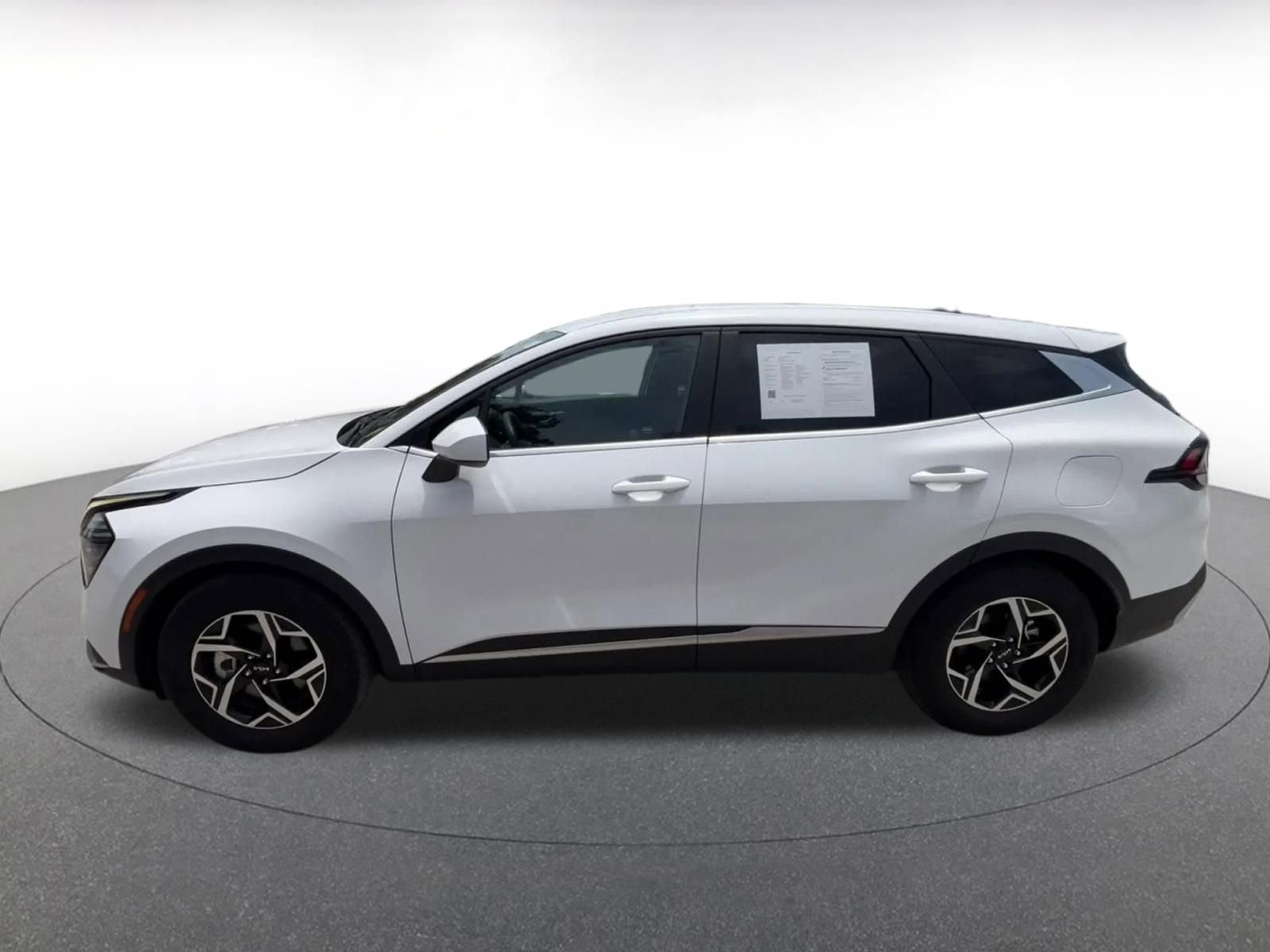 Thumbnail: 2025 Kia Sportage - 10