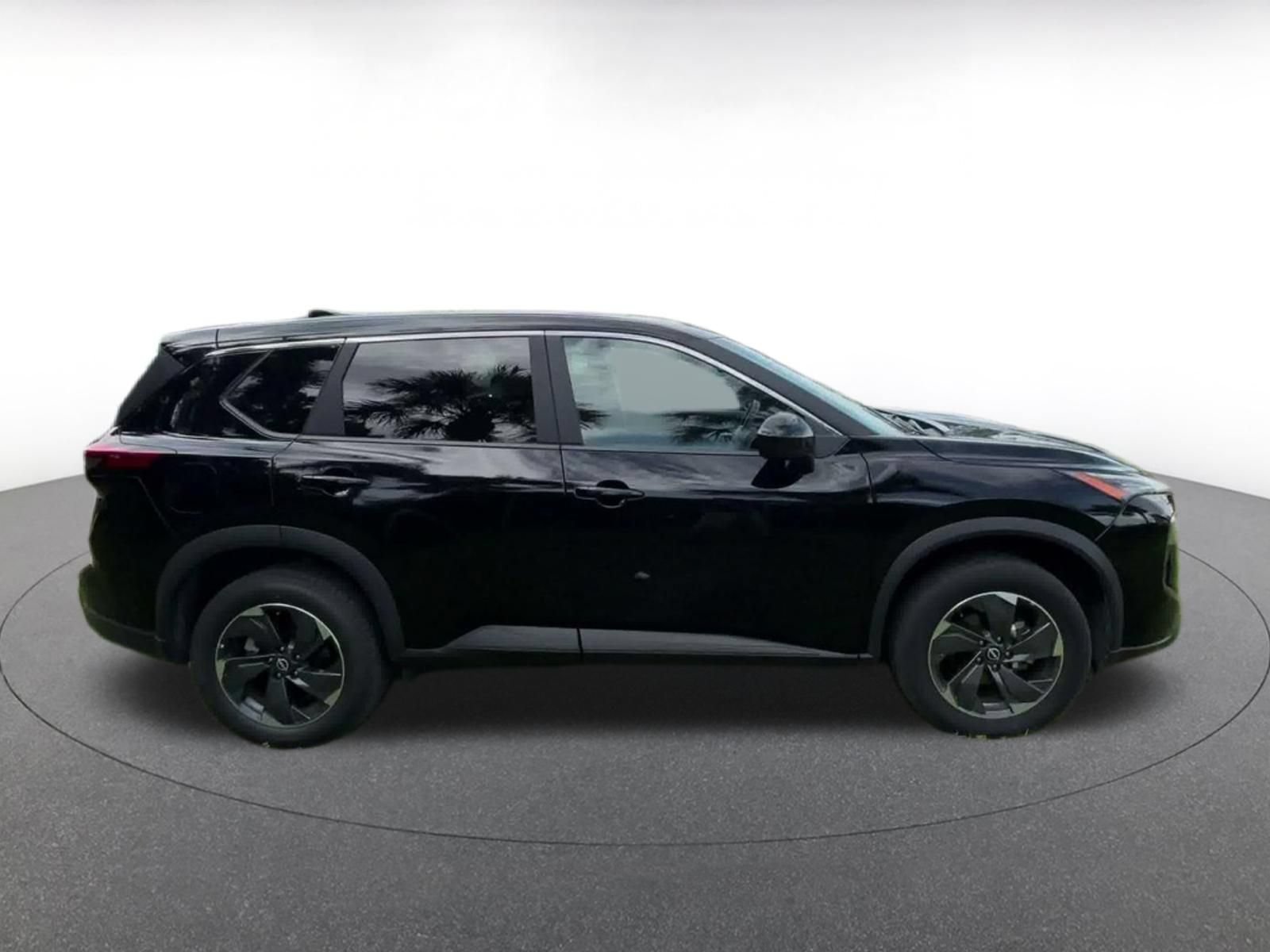 Thumbnail: 2025 Nissan Rogue - 15
