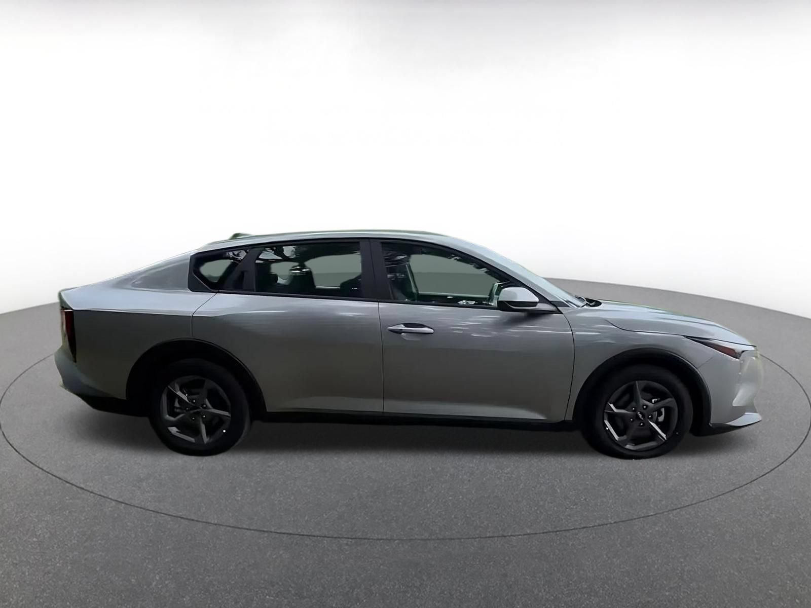 Thumbnail: 2025 Kia K4 - 15