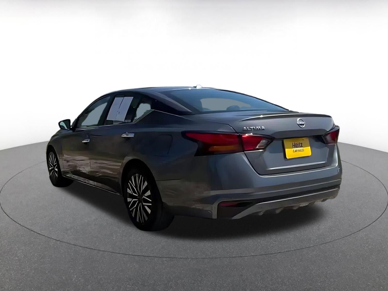 Thumbnail: 2025 Nissan Altima - 11