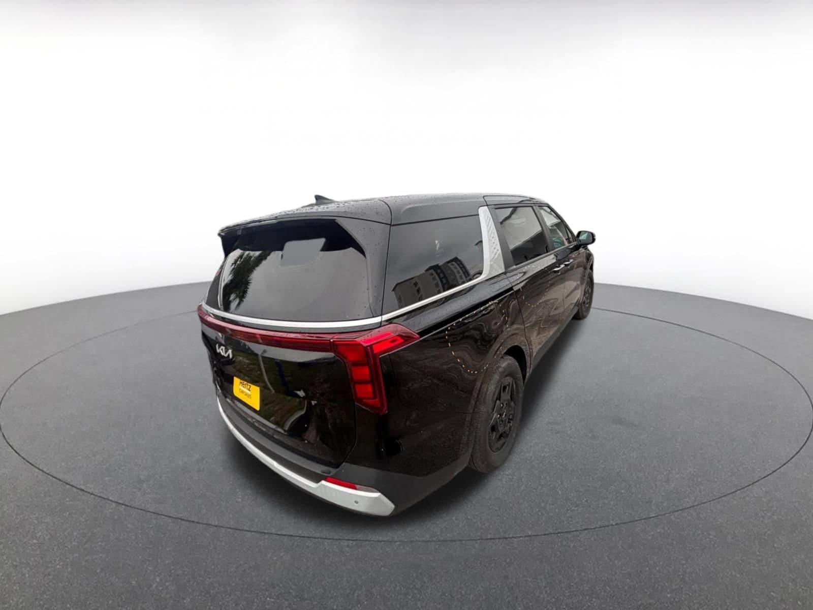 Thumbnail: 2026 Kia Carnival - 8