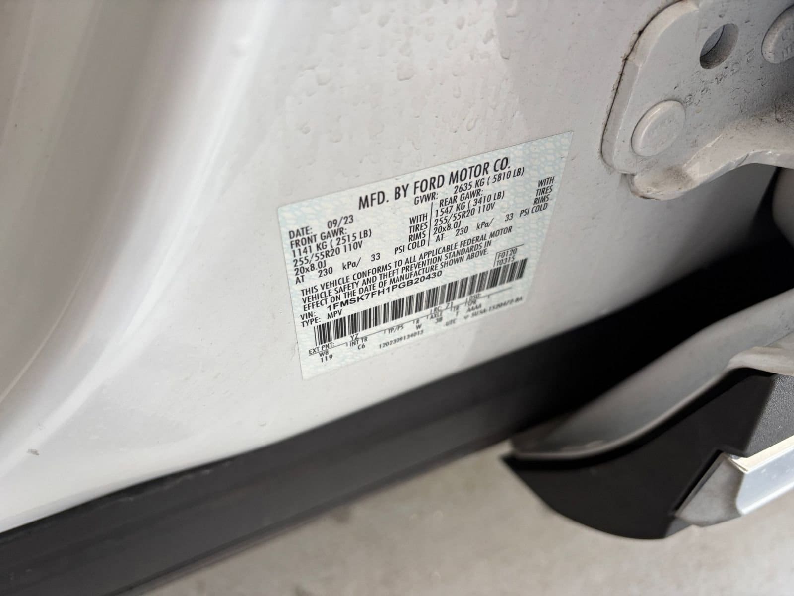 Thumbnail: 2023 Ford Explorer - 29