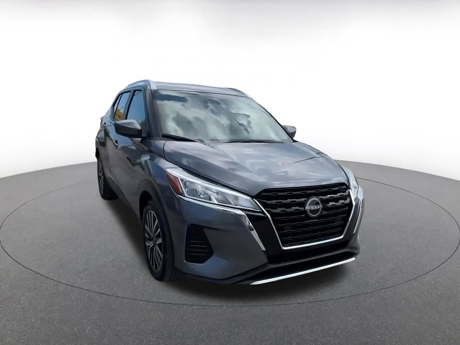 Thumbnail: 2024 Nissan Kicks - 3