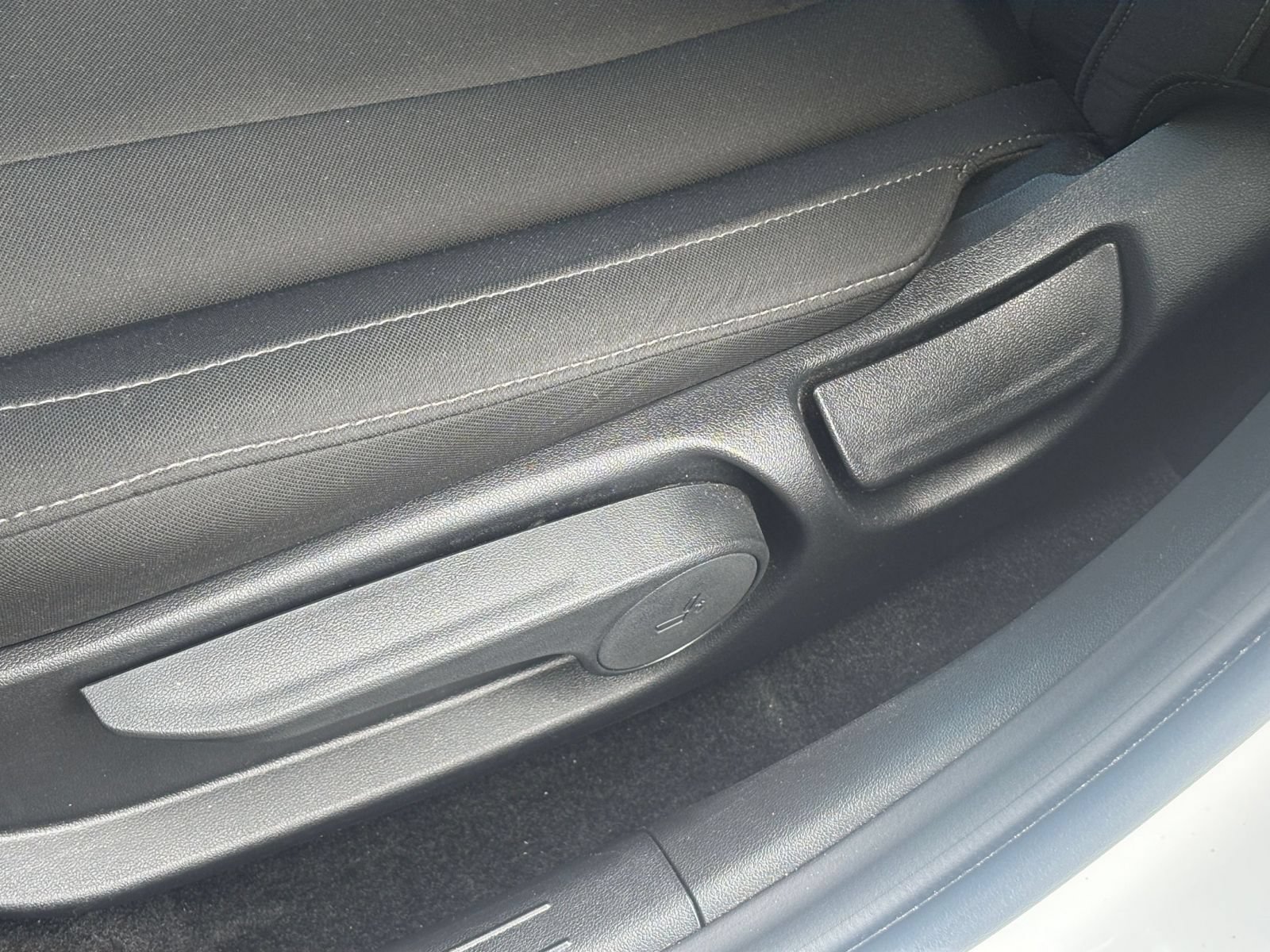 Thumbnail: 2026 Hyundai Elantra - 18