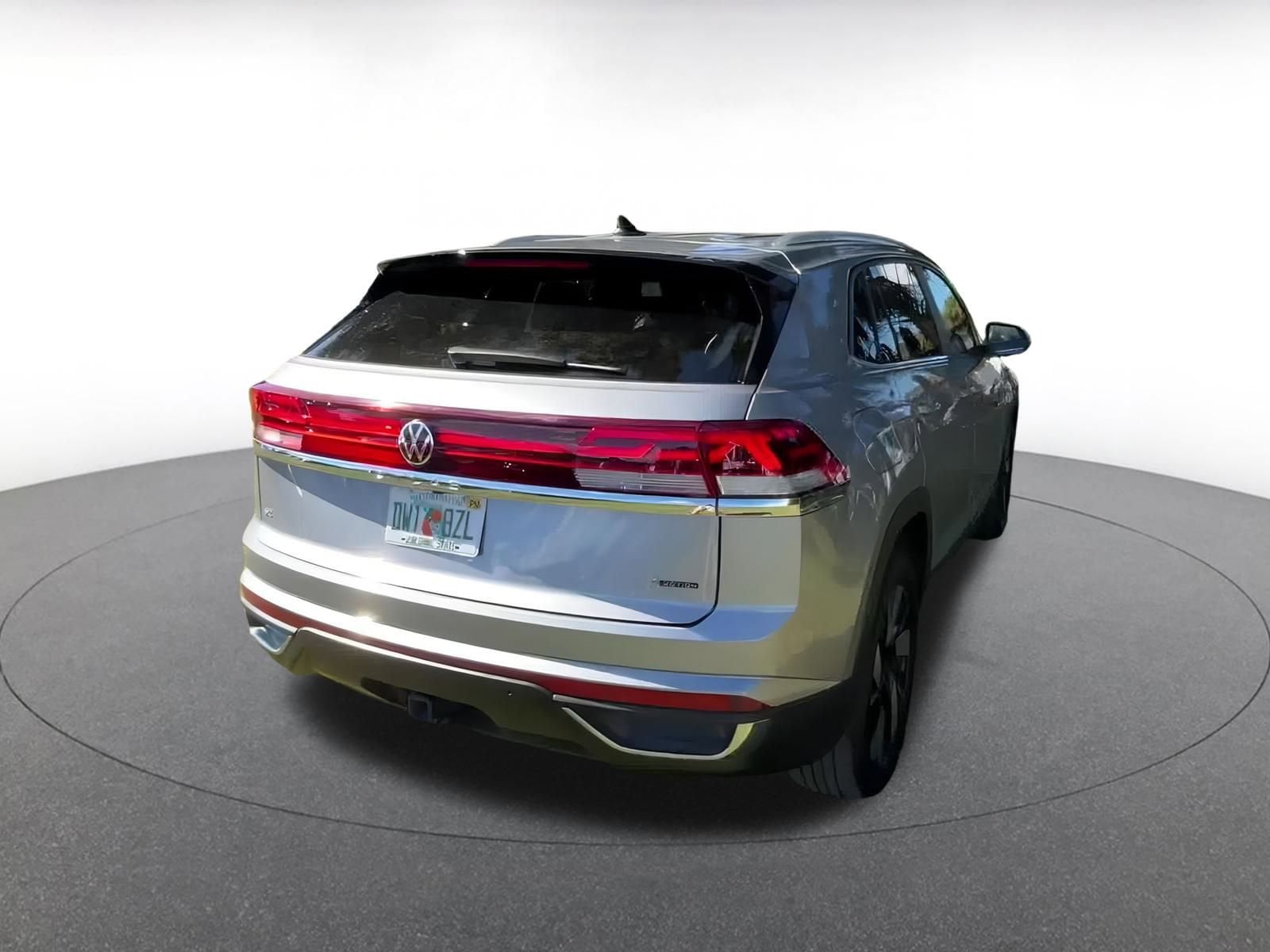 Thumbnail: 2024 Volkswagen Atlas - 14