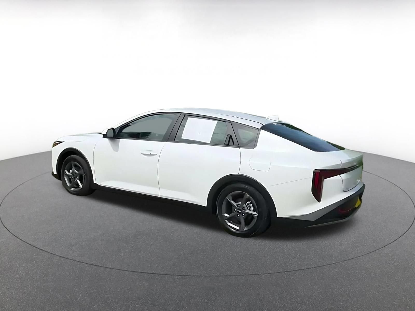 Thumbnail: 2026 Kia K4 - 9