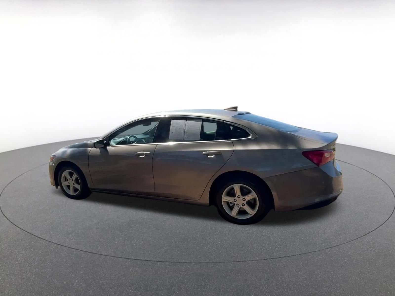 2023 Chevrolet Malibu LT 8