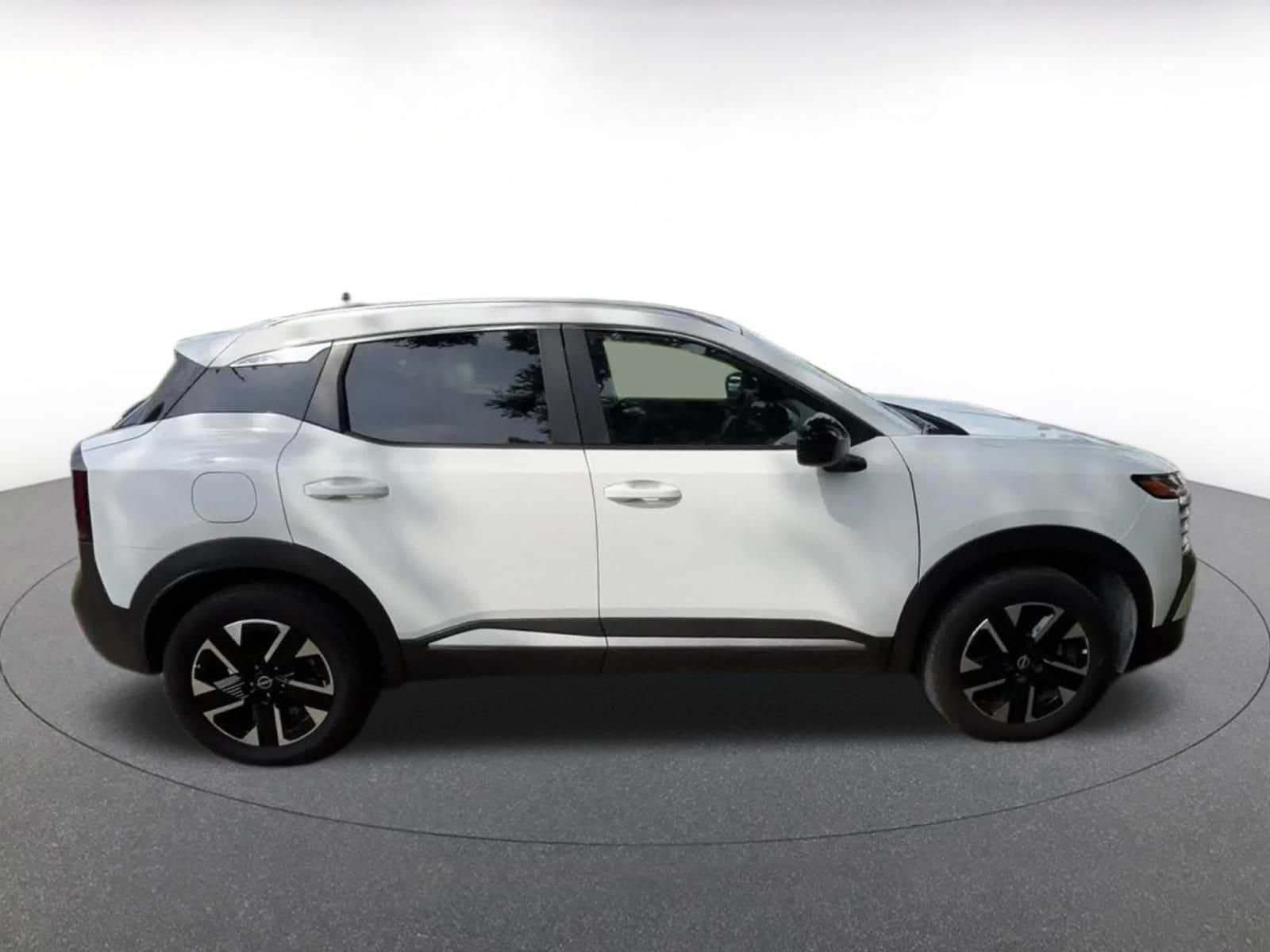 Thumbnail: 2026 Nissan Kicks - 15