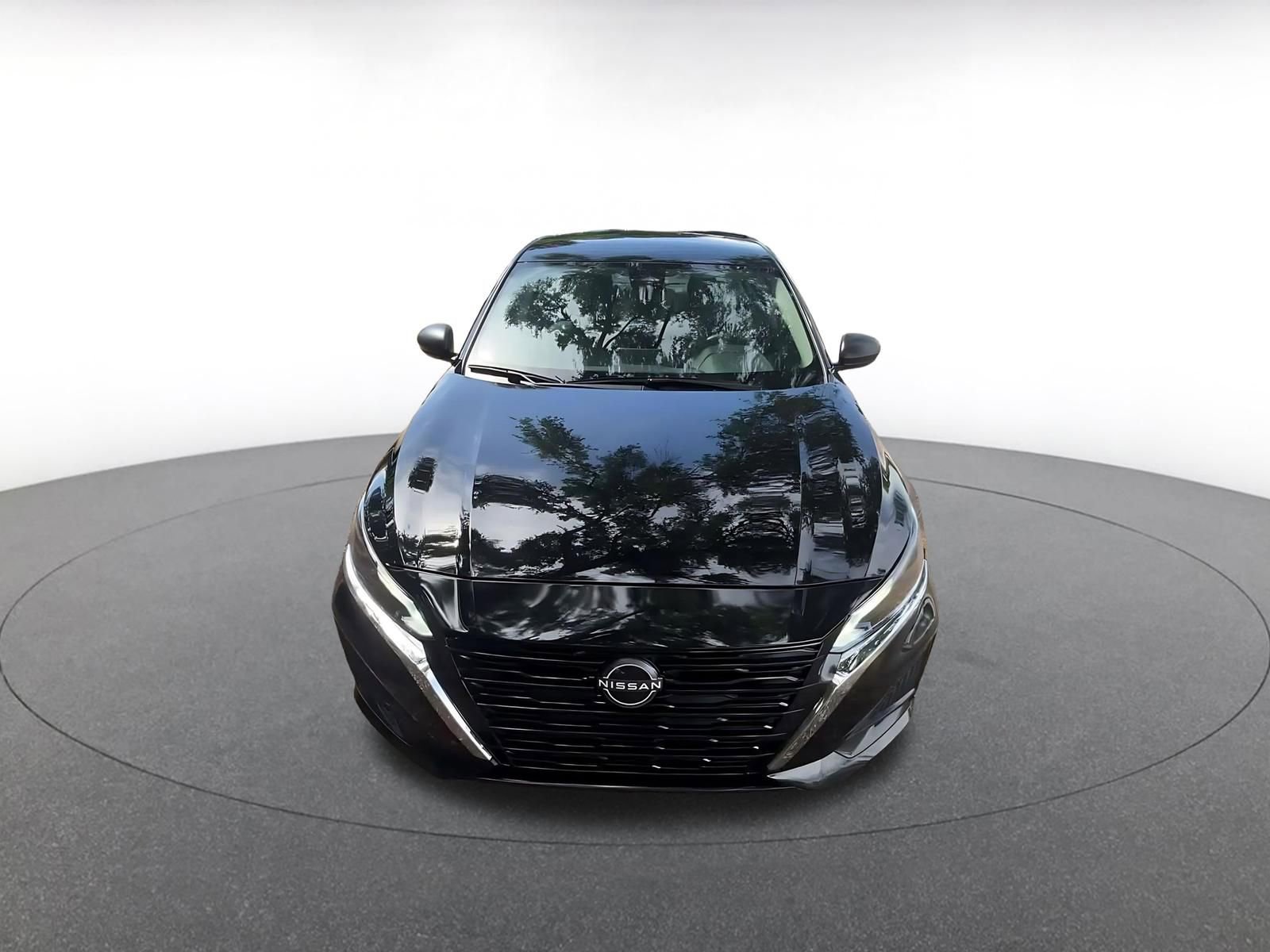 Thumbnail: 2025 Nissan Altima - 4