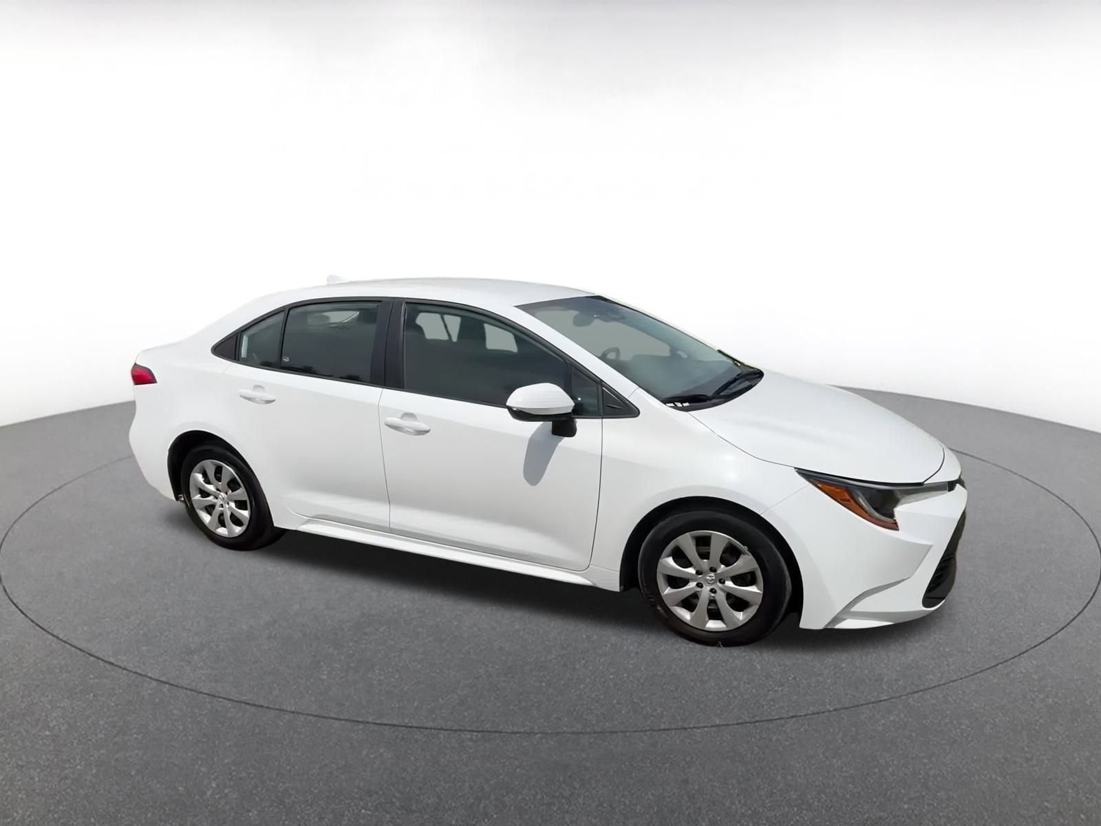 Thumbnail: 2024 Toyota Corolla - 2