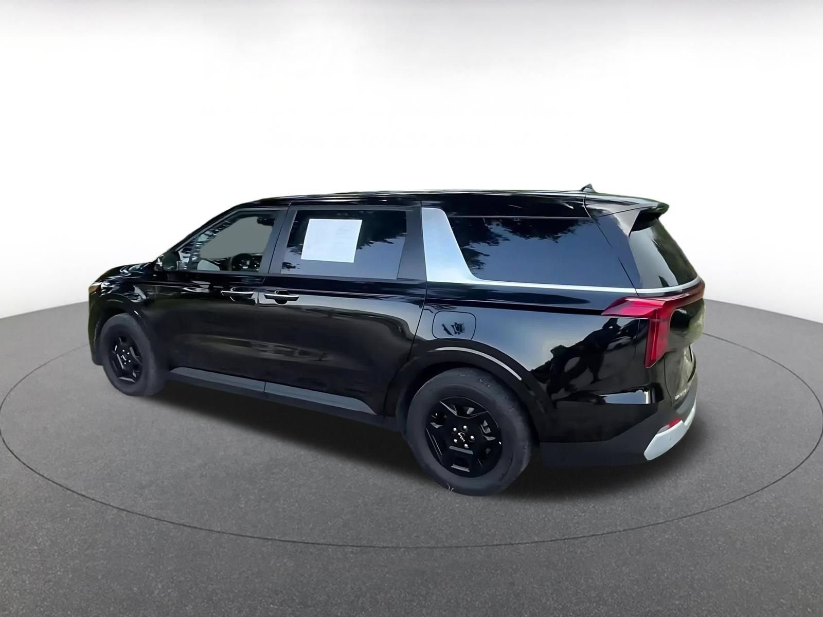 Thumbnail: 2026 Kia Carnival - 10