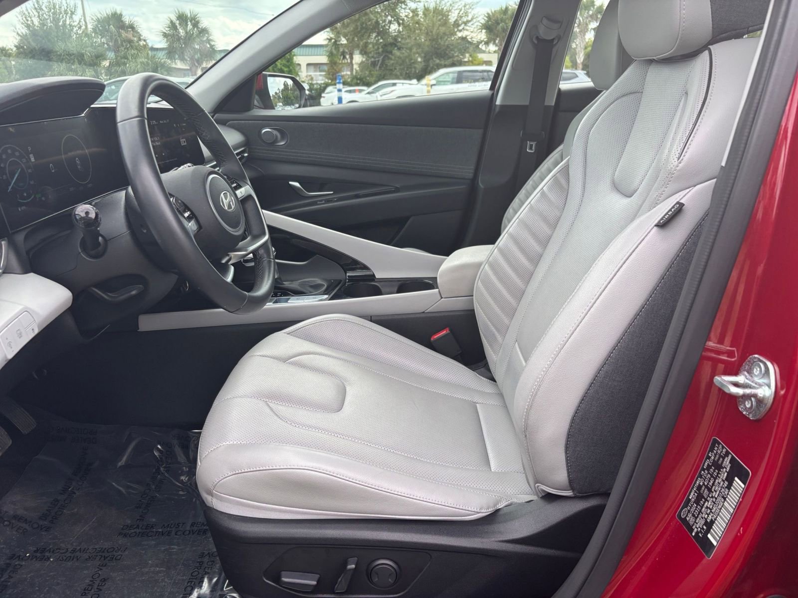 Thumbnail: 2025 Hyundai Elantra - 28