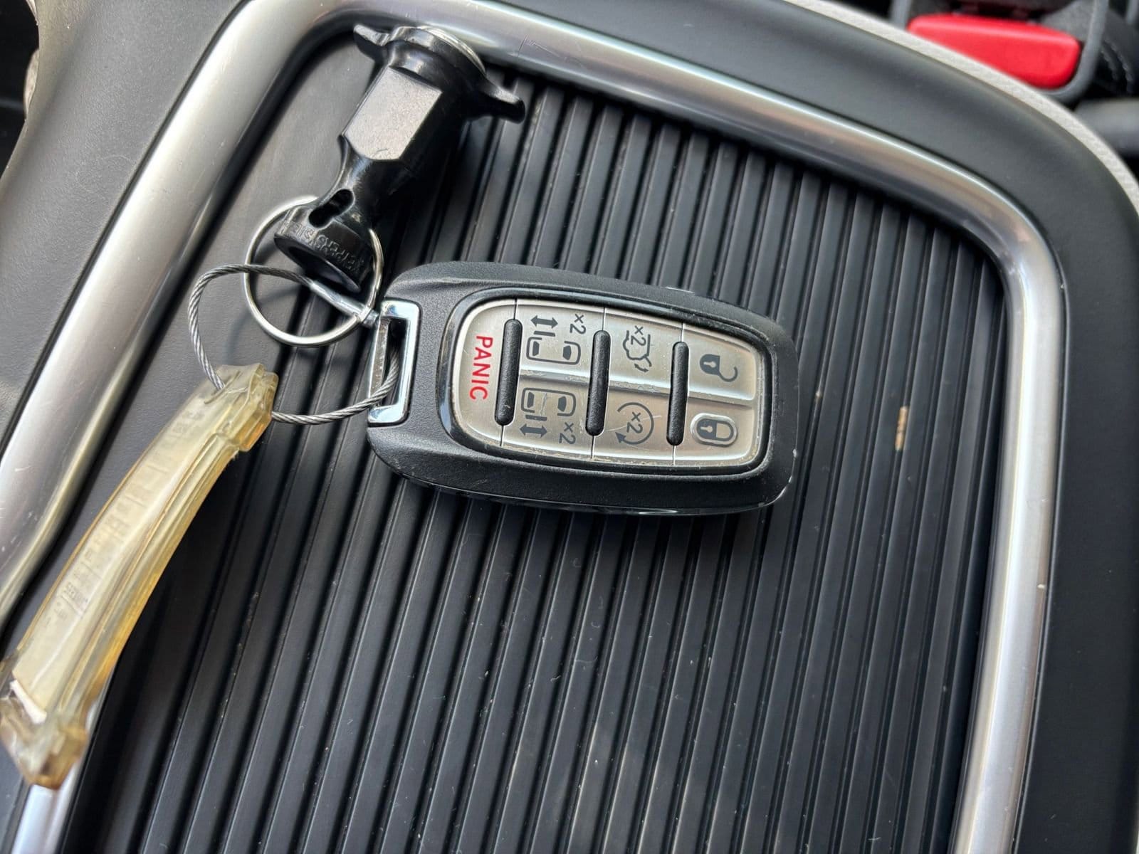 Thumbnail: 2024 Chrysler Pacifica - 25