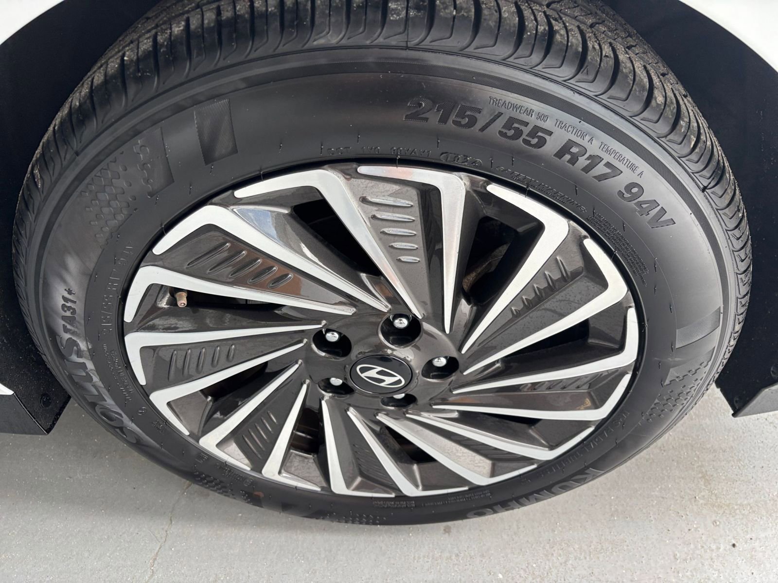 Thumbnail: 2024 Hyundai Sonata - 30