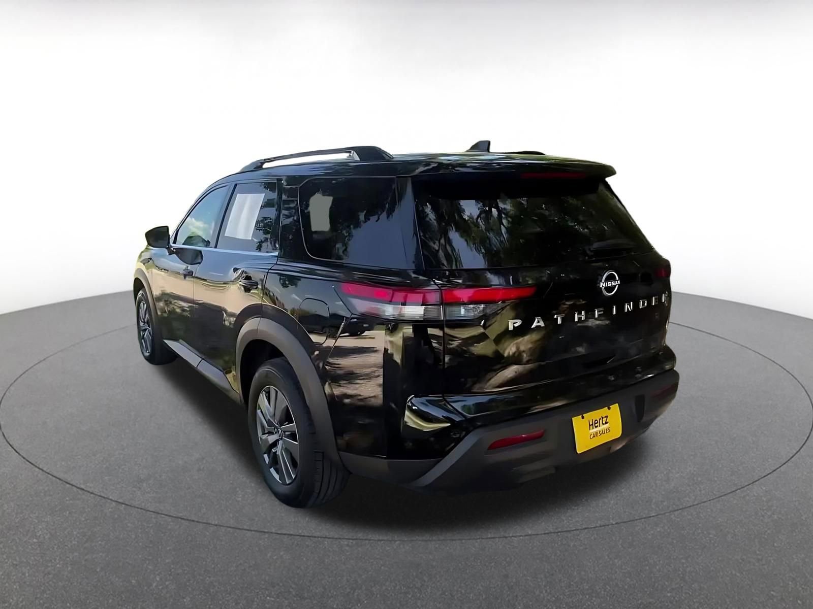 Thumbnail: 2025 Nissan Pathfinder - 12