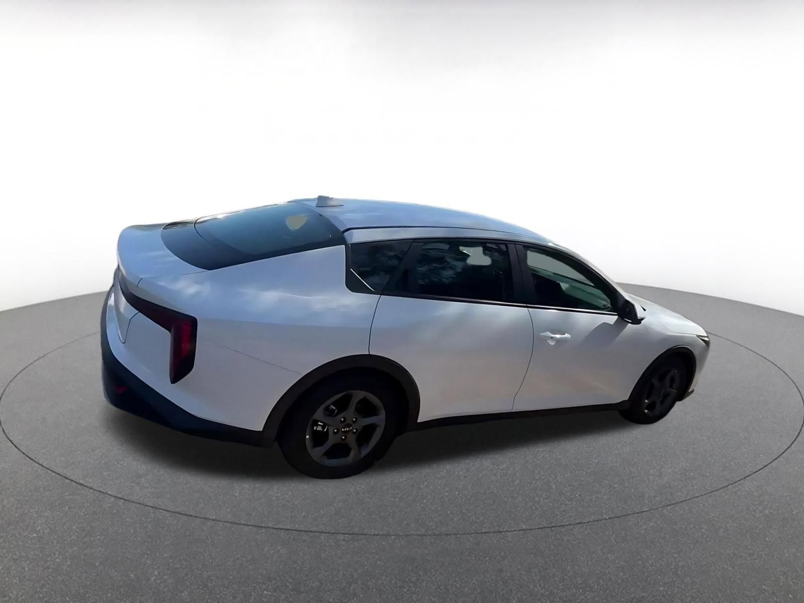 Thumbnail: 2025 Kia K4 - 15