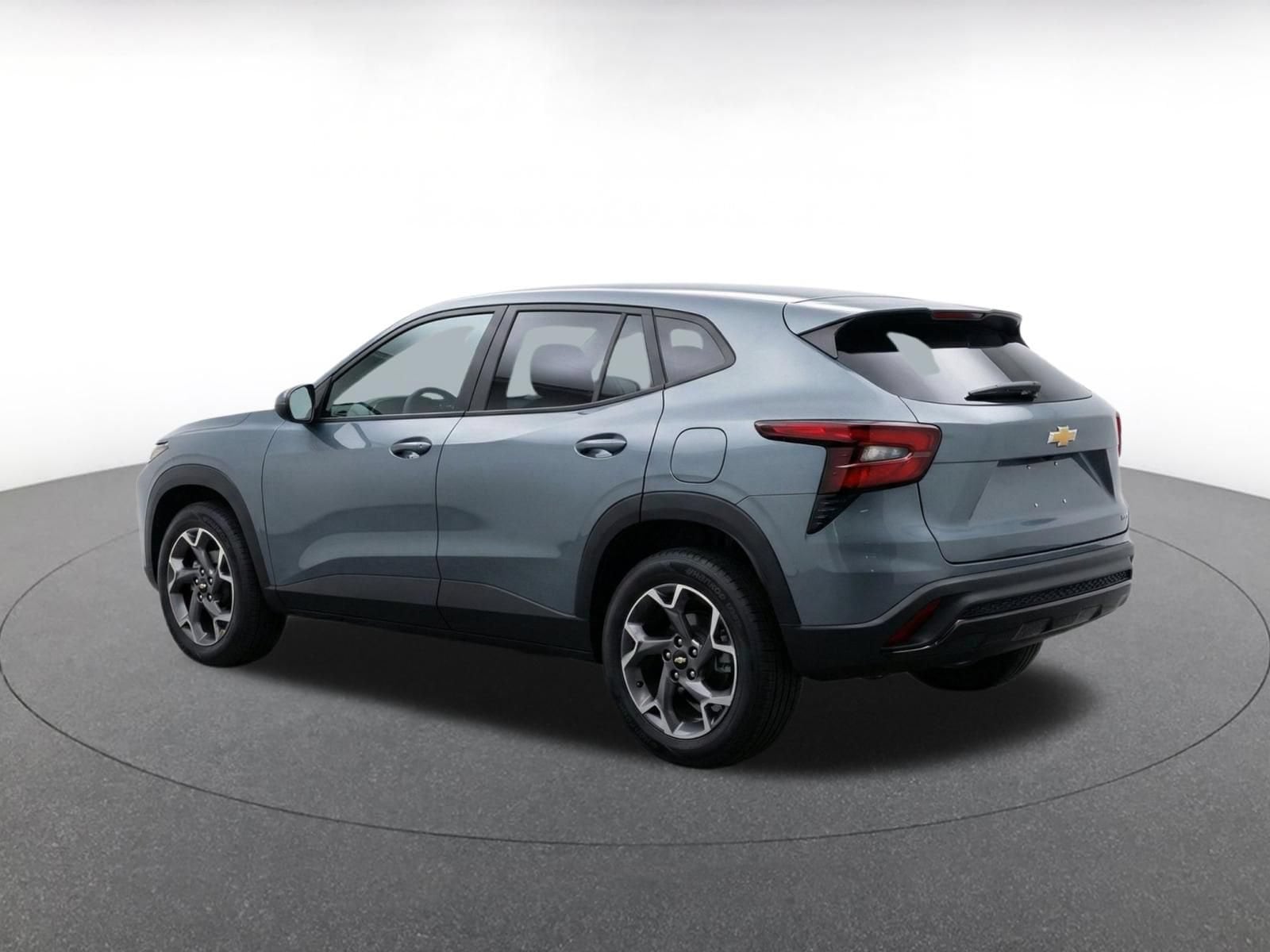 Thumbnail: 2025 Chevrolet Trax - 7