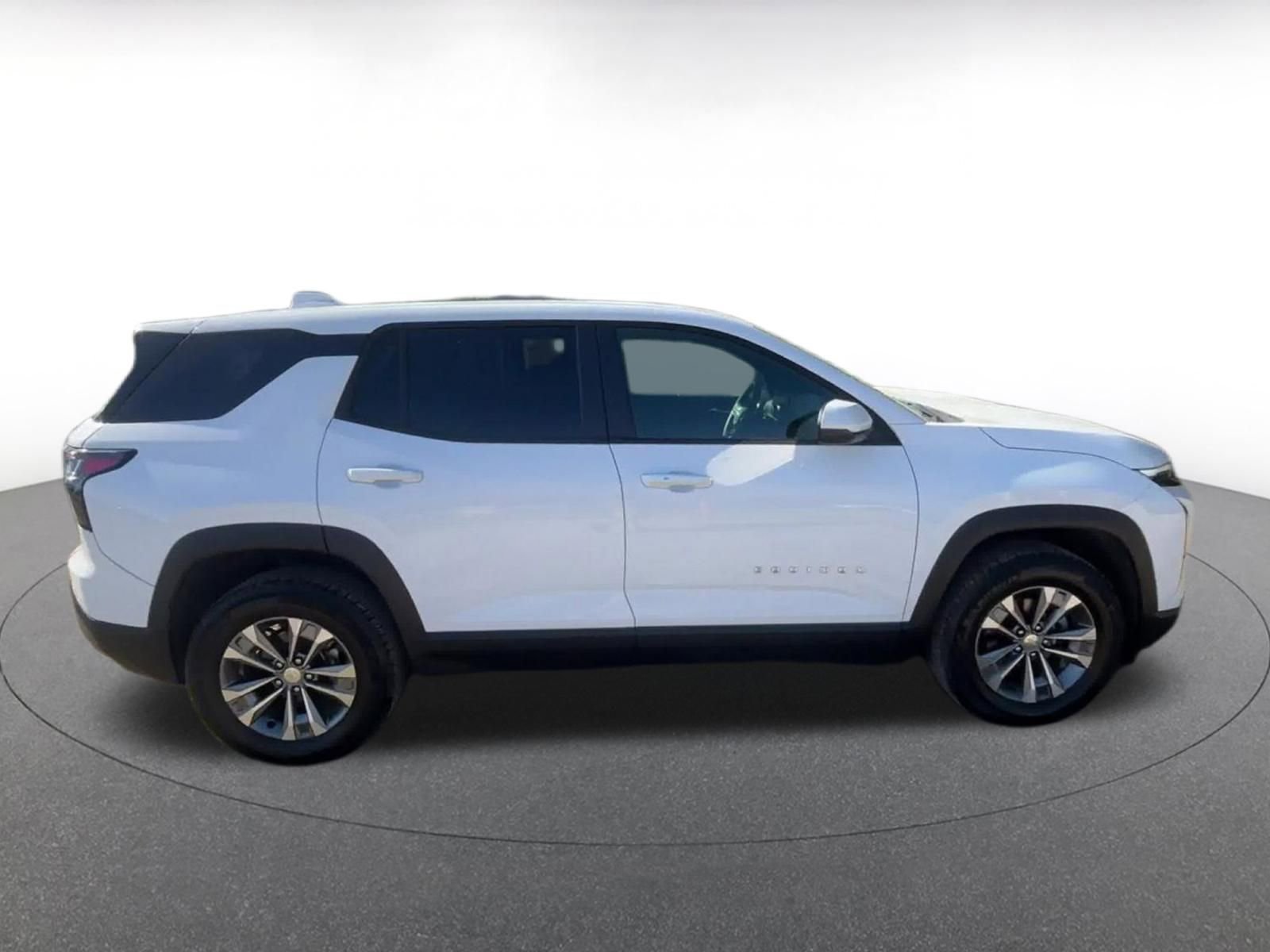 Thumbnail: 2025 Chevrolet Equinox - 16