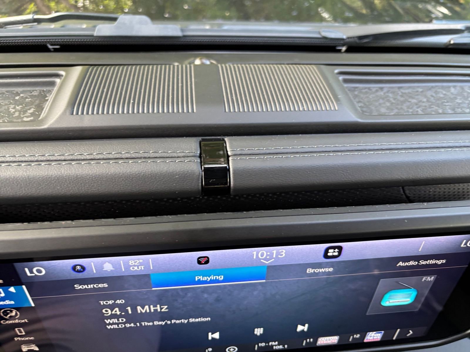 Thumbnail: 2025 Jeep Wrangler - 18