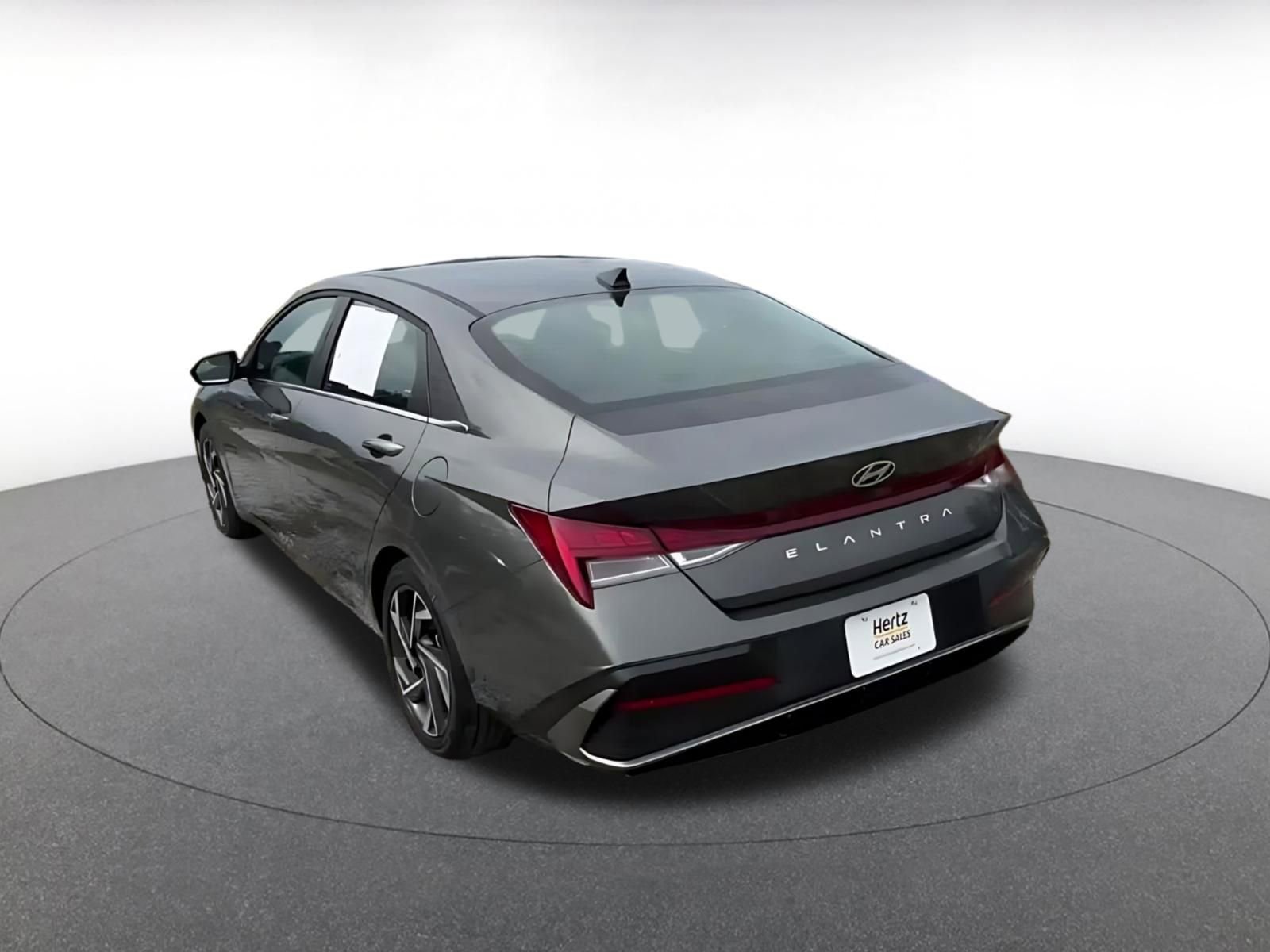 Thumbnail: 2025 Hyundai Elantra - 11