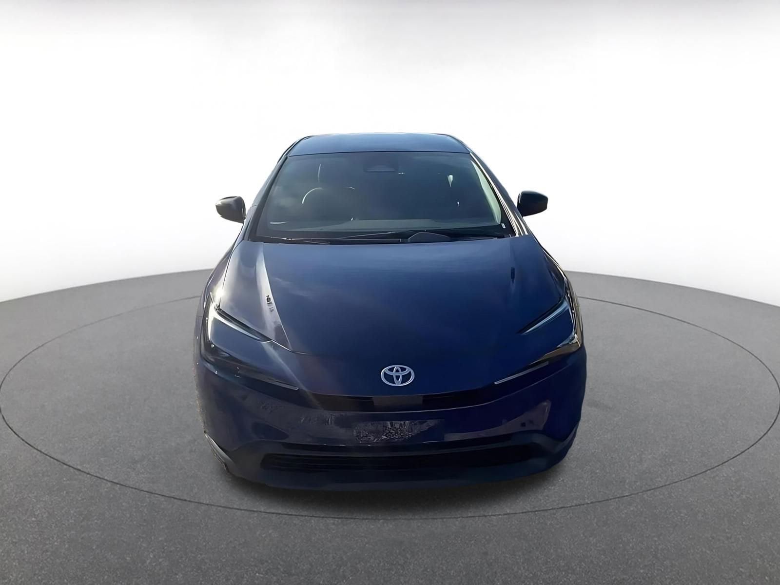 Thumbnail: 2025 Toyota Prius - 4